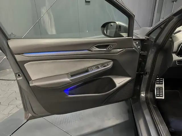 Volkswagen Golf view 14