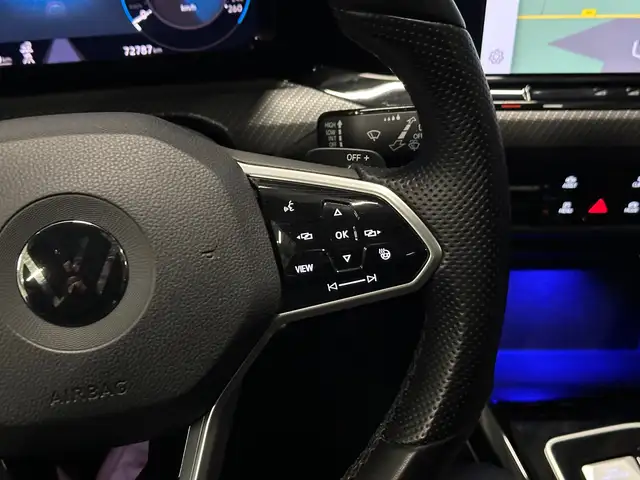 Volkswagen Golf view 20