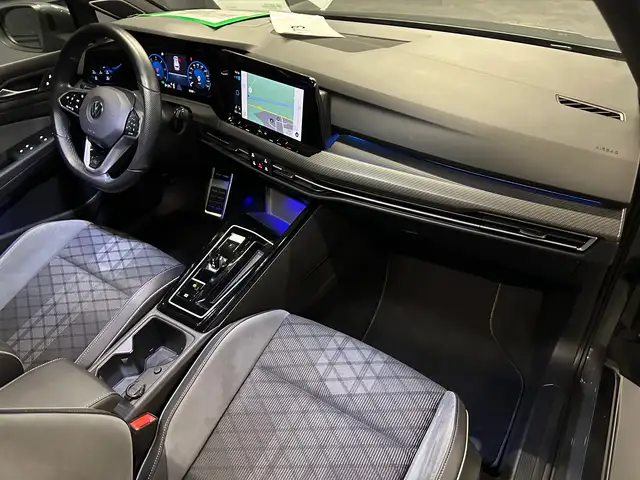 Volkswagen Golf view 12