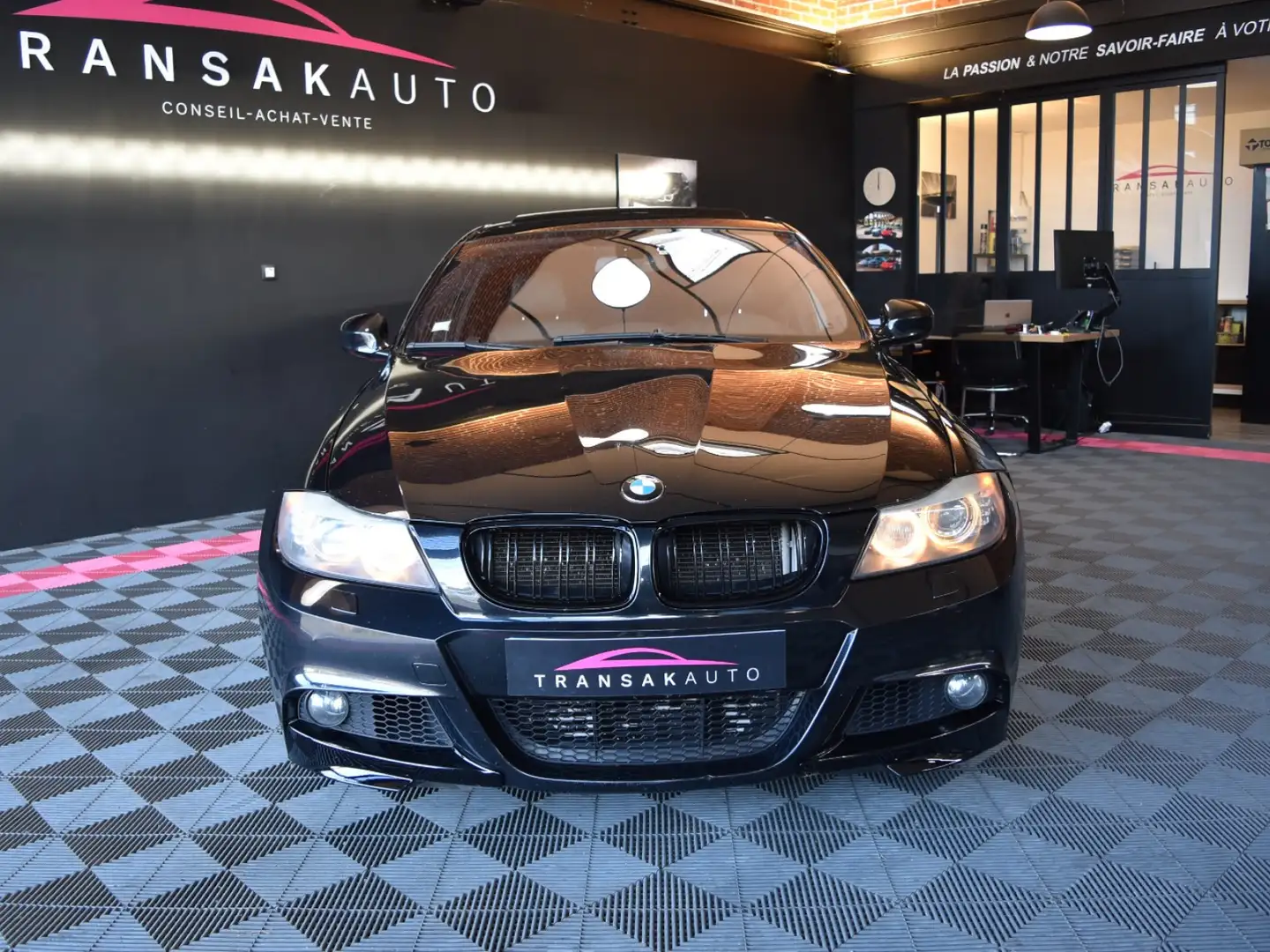 BMW 335 Touring 335i 306 ch Sport Design A Noir - 2