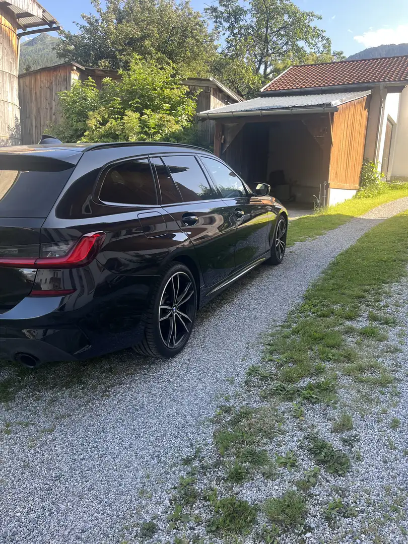 BMW 330 330d xDrive Touring Aut. - 2