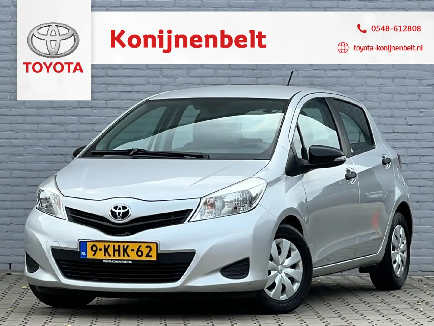 Toyota Yaris 1.4 D-4D-F Comfort 5-deurs | Trekhaak | 4S banden Grijs - 1