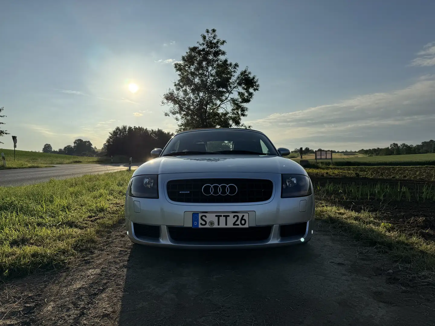 Audi TT Roadster 1.8 T quattro - frisch TÜV - volle Hütt Silber - 2
