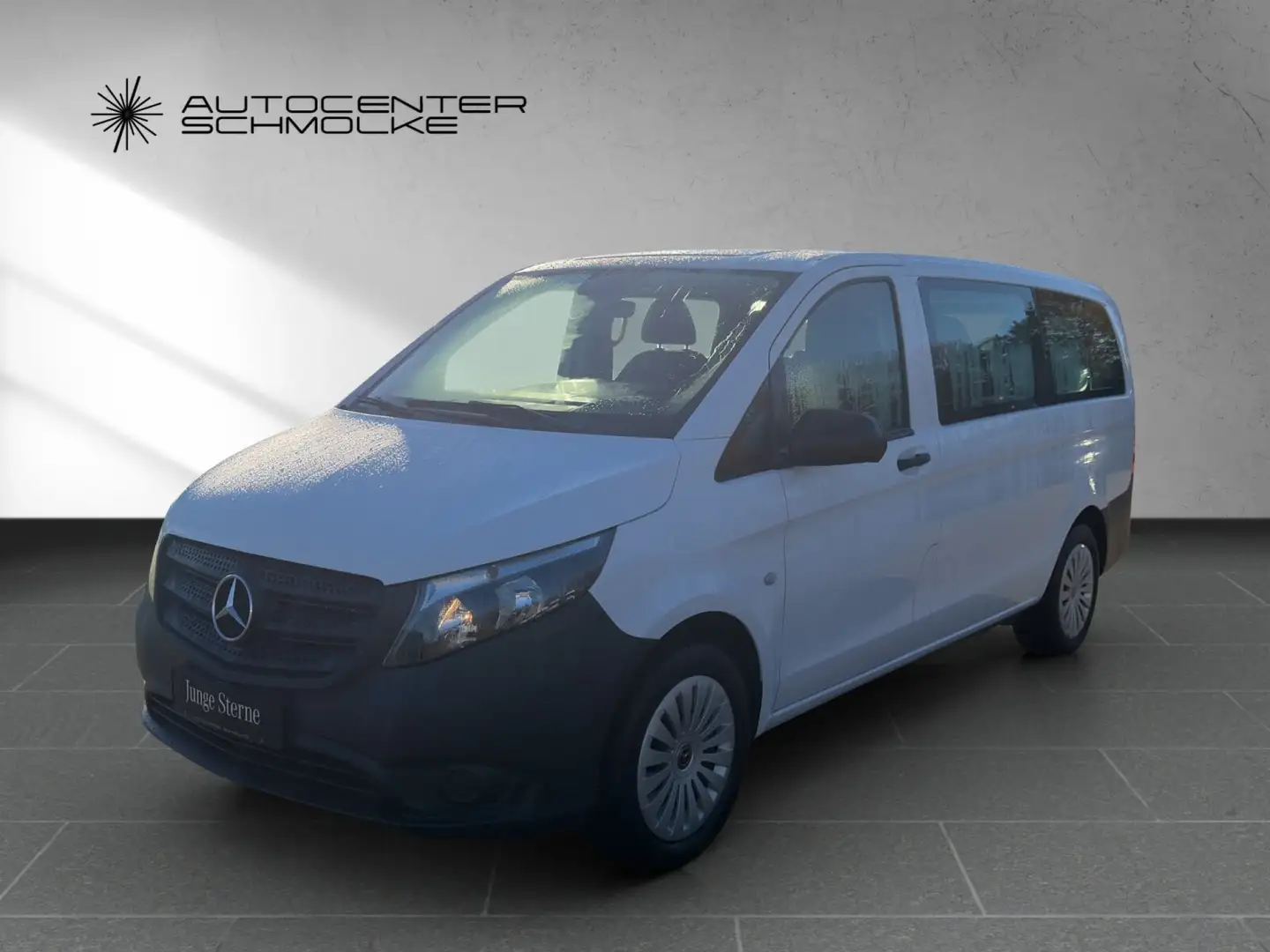 Mercedes-Benz Vito Vito 114 CDI Tourer PRO LANG*KLIMA*STANDHZG*RFK Weiß - 2