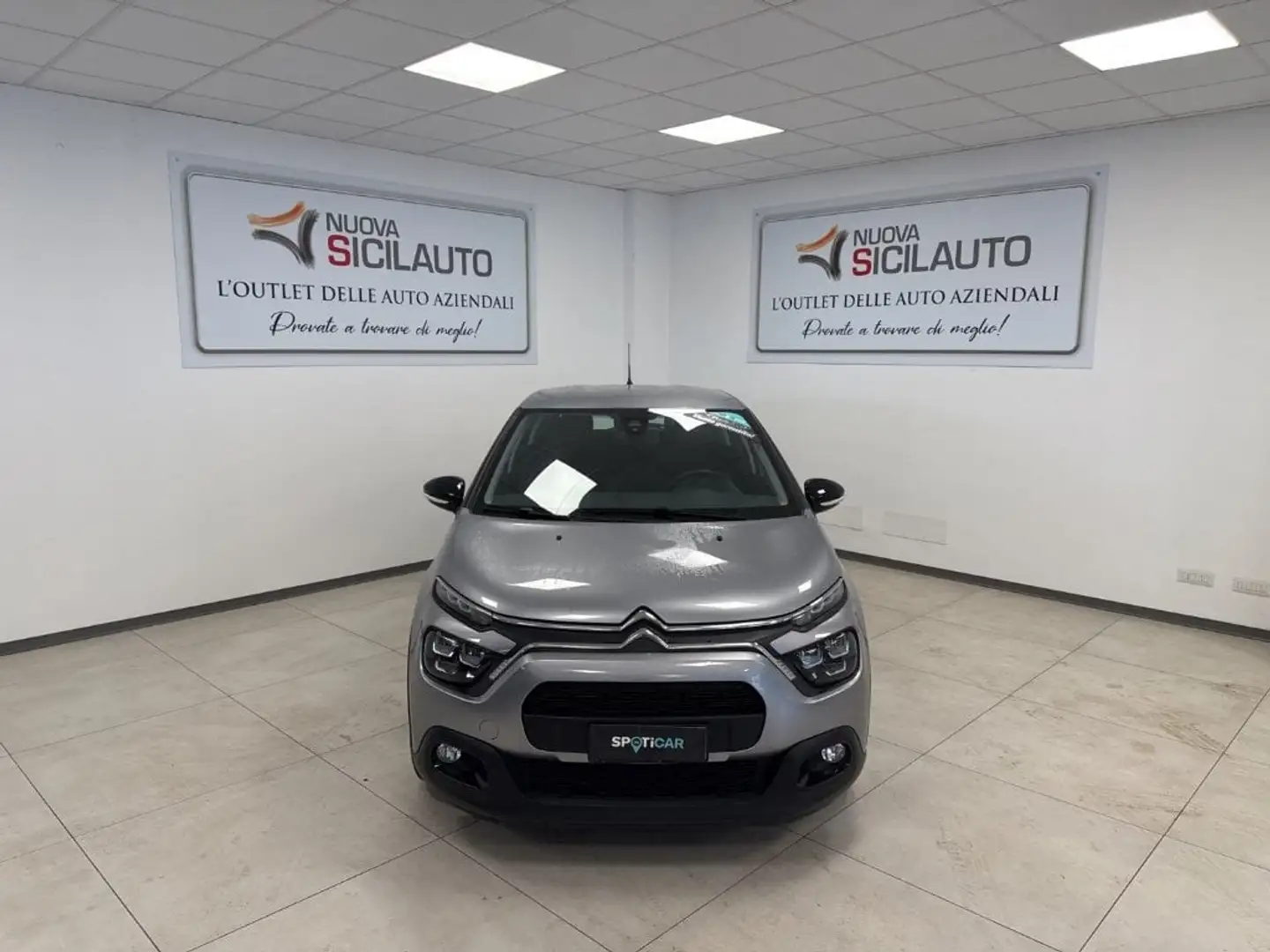 Citroen C3 III 2017 1.2 puretech Feel Pack s&s 83cv Grigio - 1