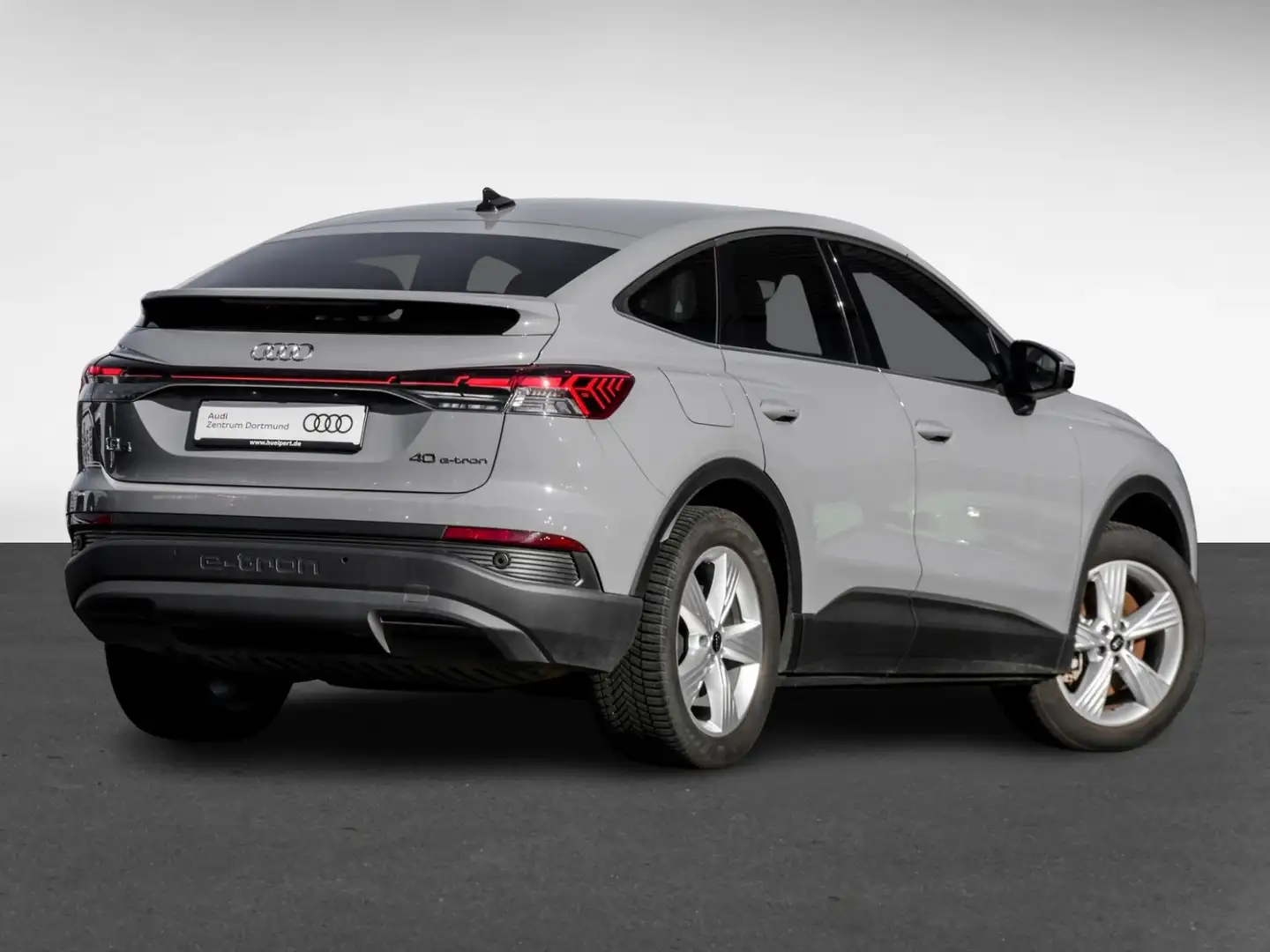 Audi Q4 e-tron Sportback 40 LM19 EKLAPPE NAVI+ SITZHZ Grau - 2