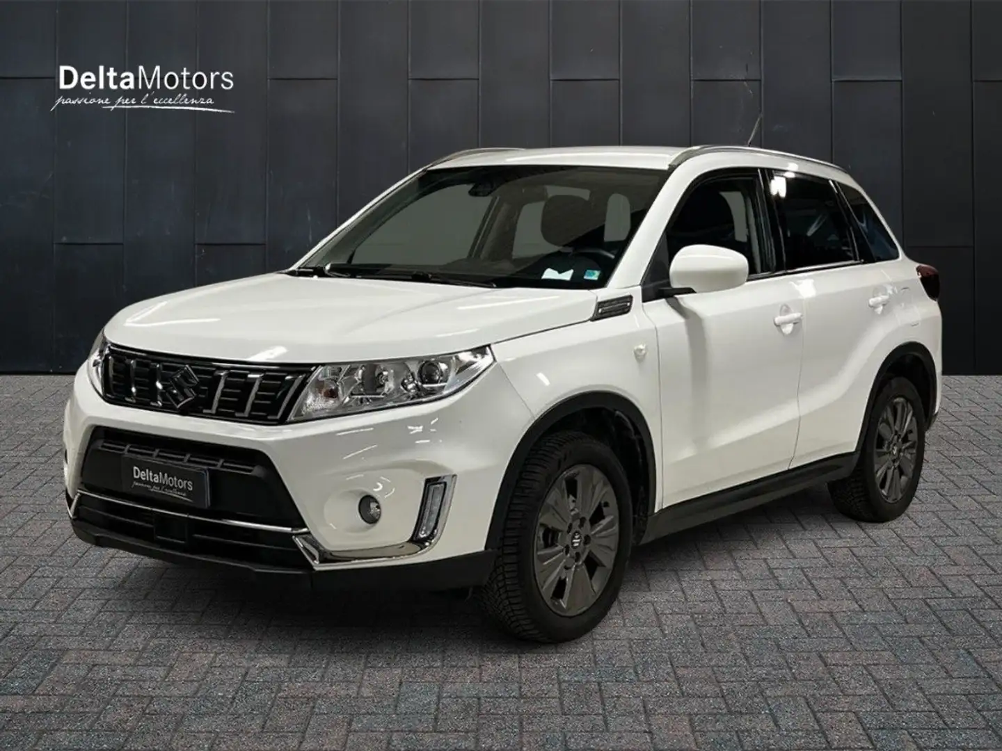 Suzuki Vitara 1.0 boosterjet Cool 4wd allgrip Bianco - 1