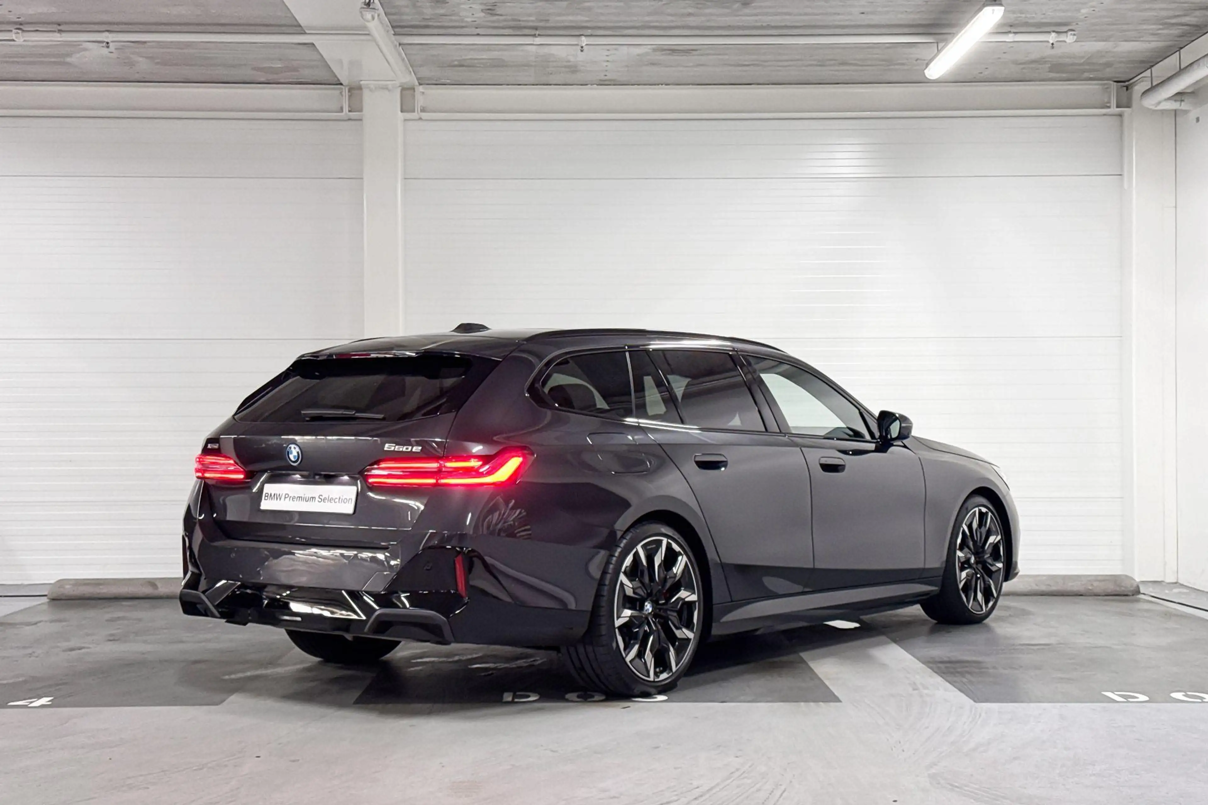 BMW 550 5 Serie Touring 550e xDrive | Bowers & Wilkins | I — photo 6