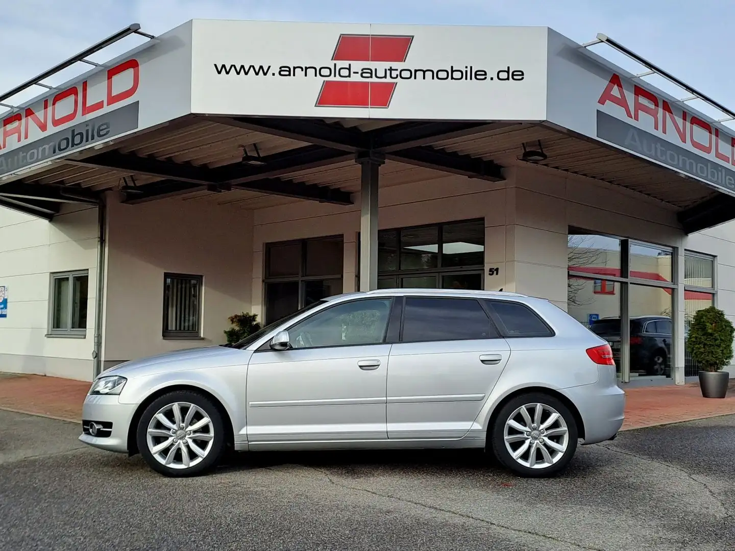 Audi A3 Sportback 1.2 TFSI /Xenon,Bluet.,Sitzhzg.,PDC Silber - 1