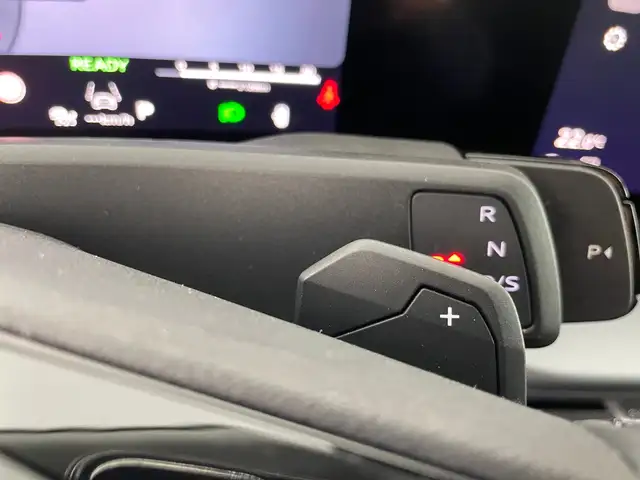 Audi Q3 view 15