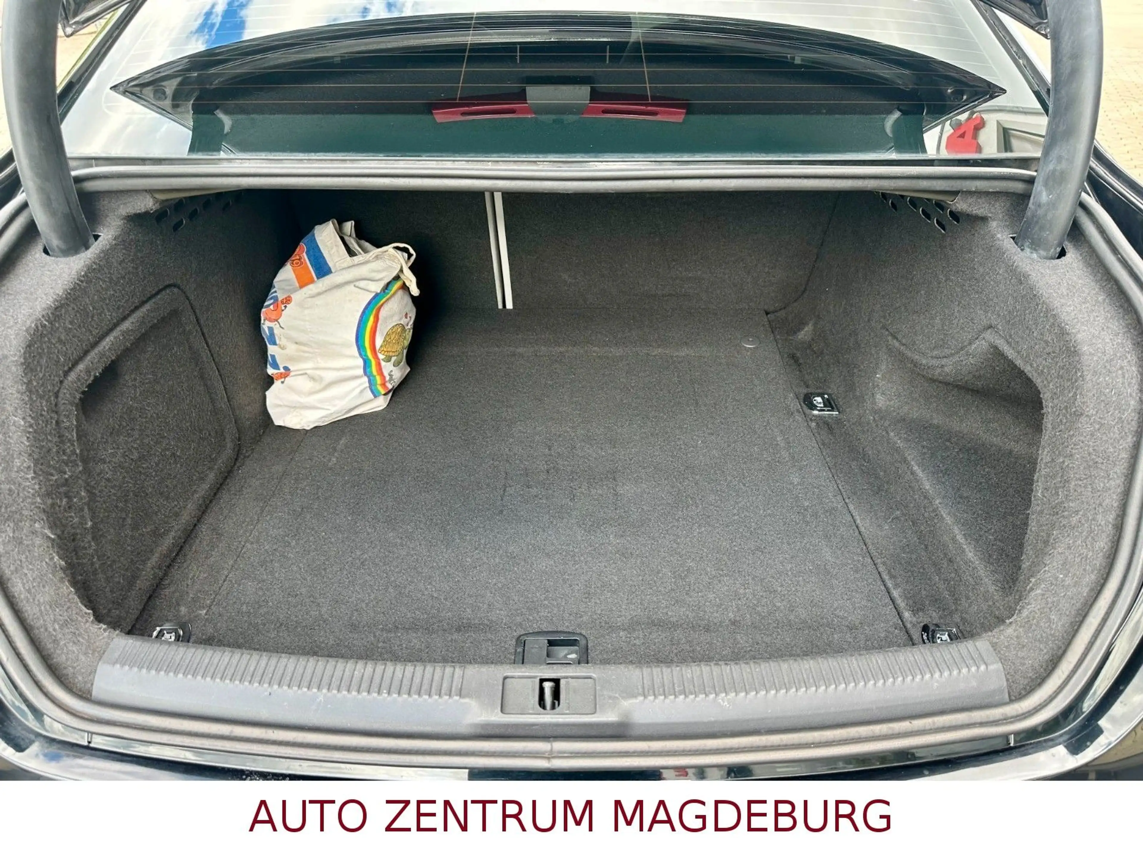 Audi A4 Lim. Ambition 2.HAND*BI-XENON*SH*TEMPOM.*PDC — photo 11