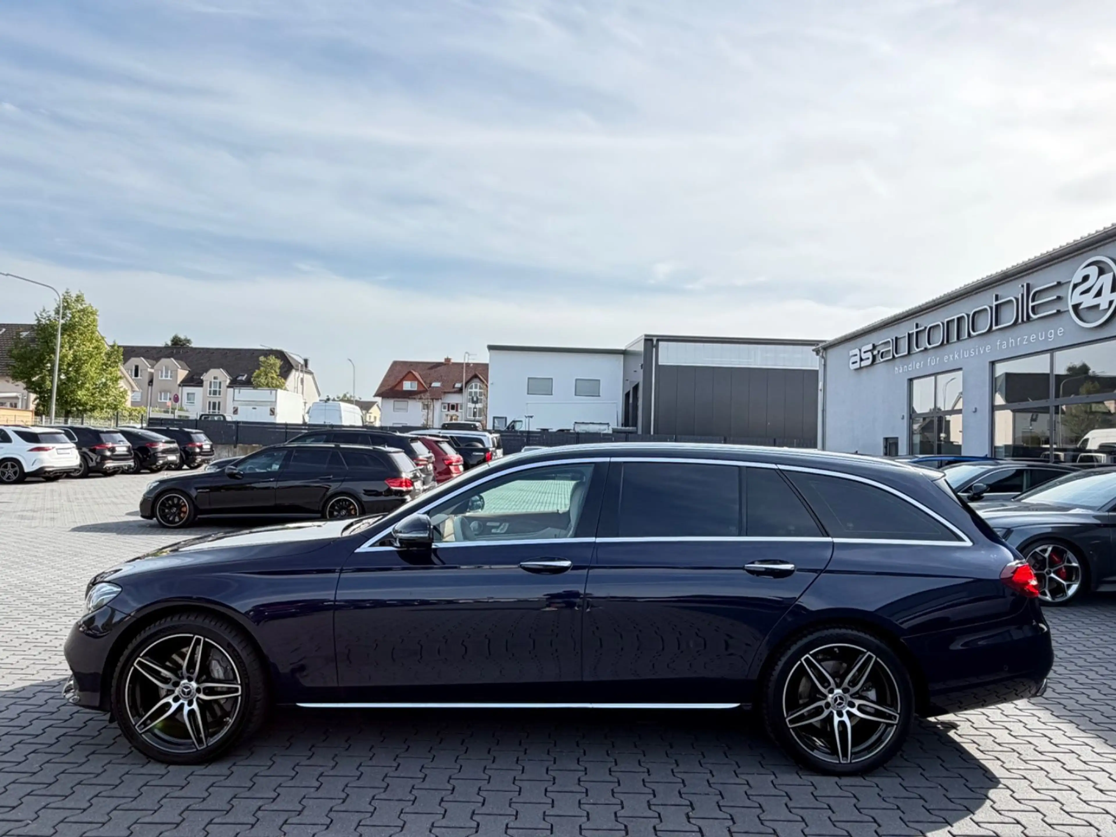 Mercedes-Benz E 400 E400d*4M*DESIGNO-PAKET*HUD*ACC*360*AHK*BURMESTER — photo 8