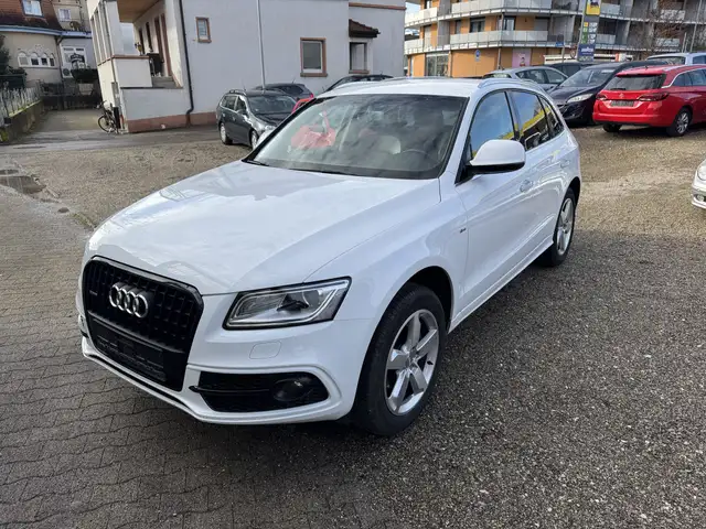 Audi Q5 Q5 Diesel 2.0 TDI quattro  S-Line, AHK