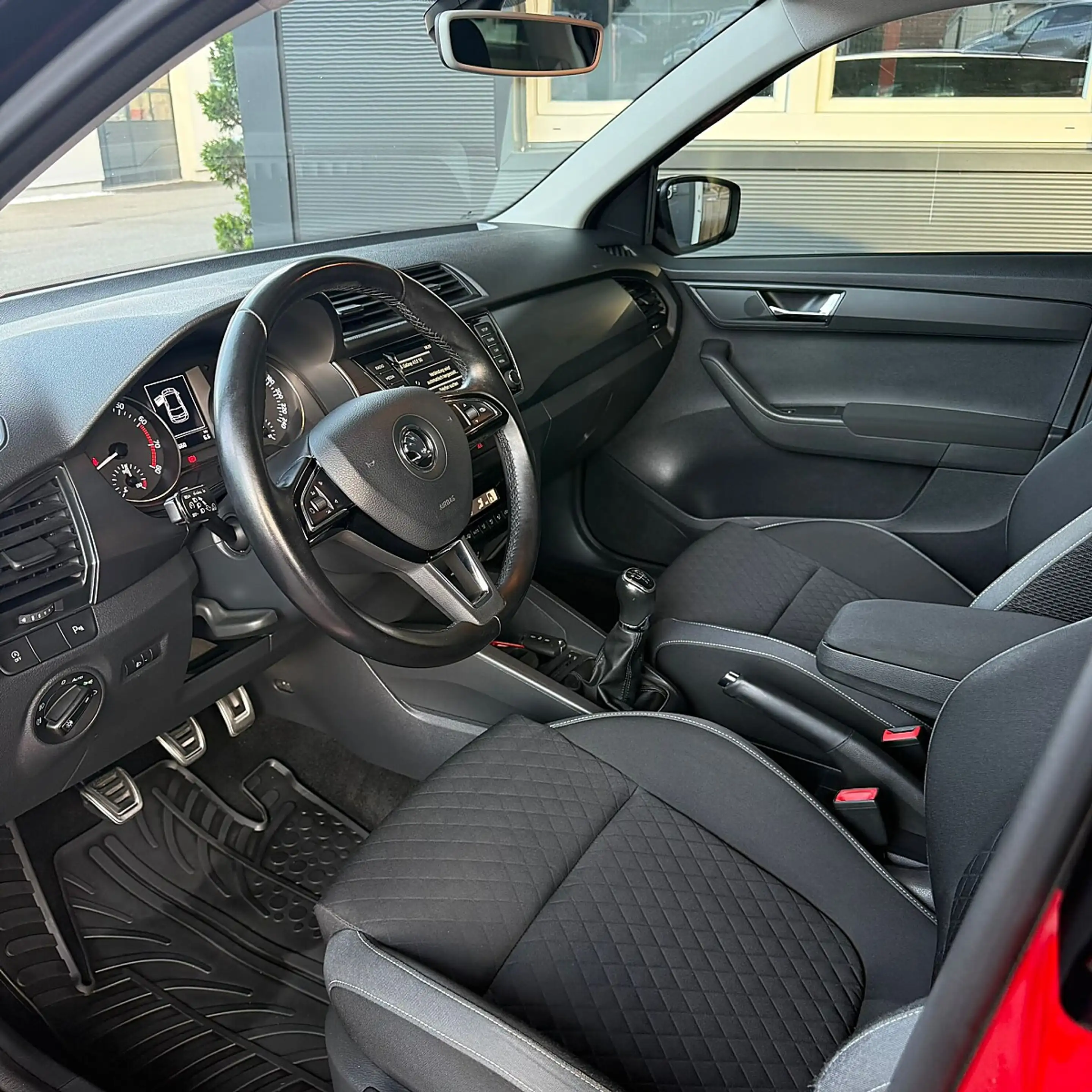 Skoda Fabia Style 1,2 TSI — photo 11