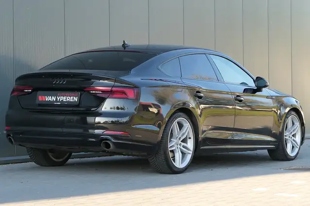 Audi A5 view 2