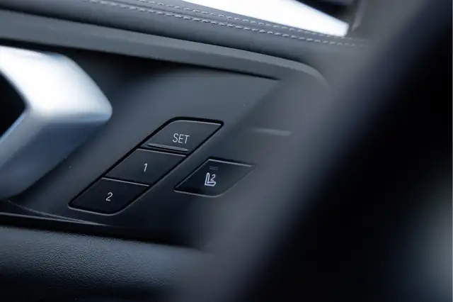 BMW X5 view 21