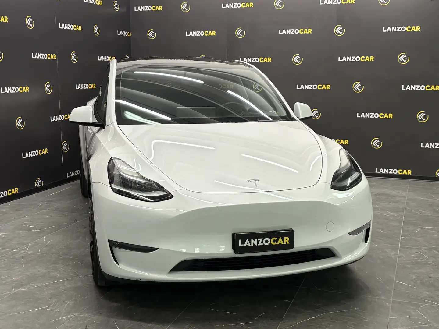 Tesla Model Y *LONG RANGE*DUAL MOTOR*AWD*WHITE* Wit - 2