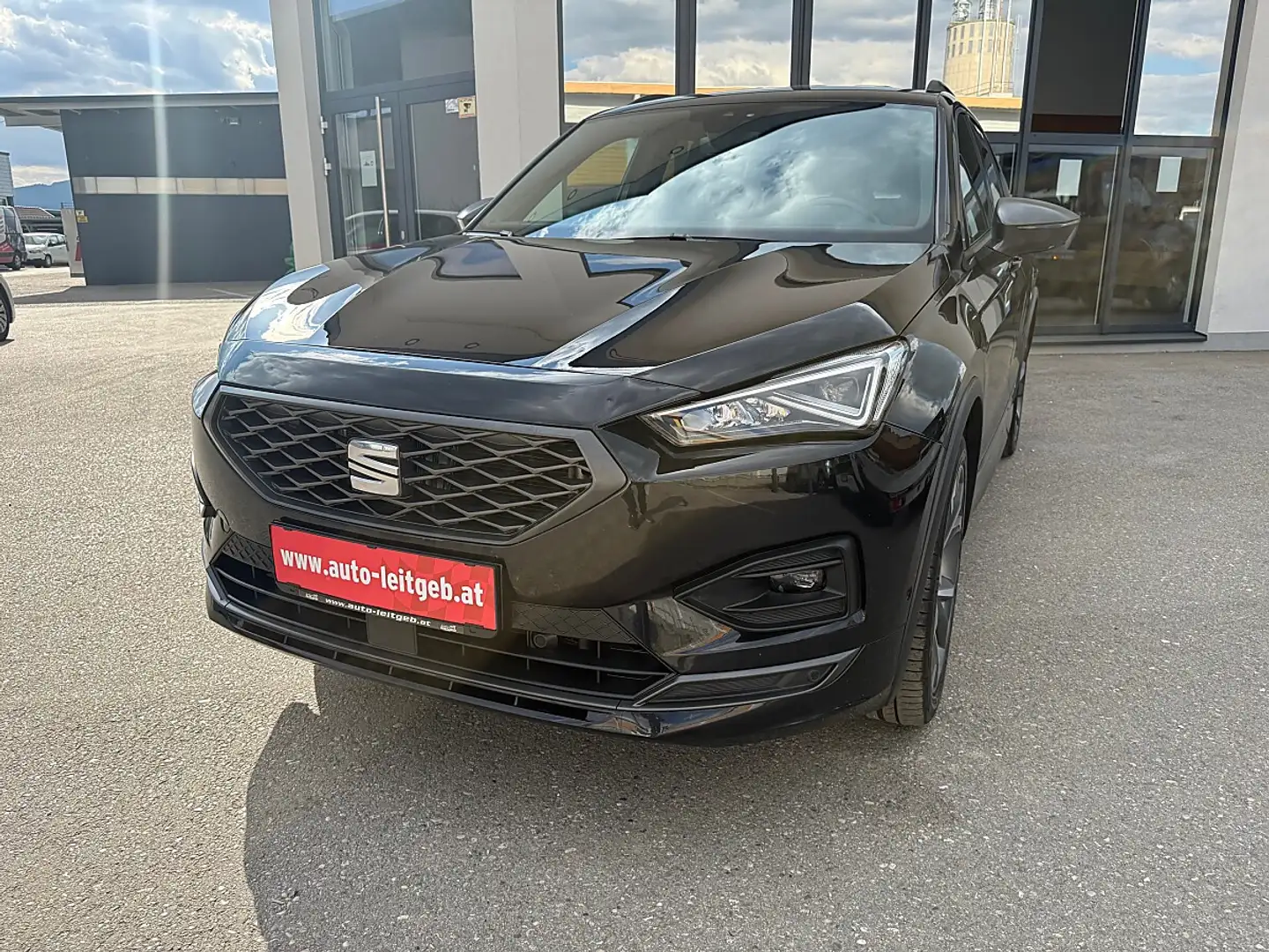SEAT Tarraco 2,0 TDI FR DSG 4Drive Schwarz - 1