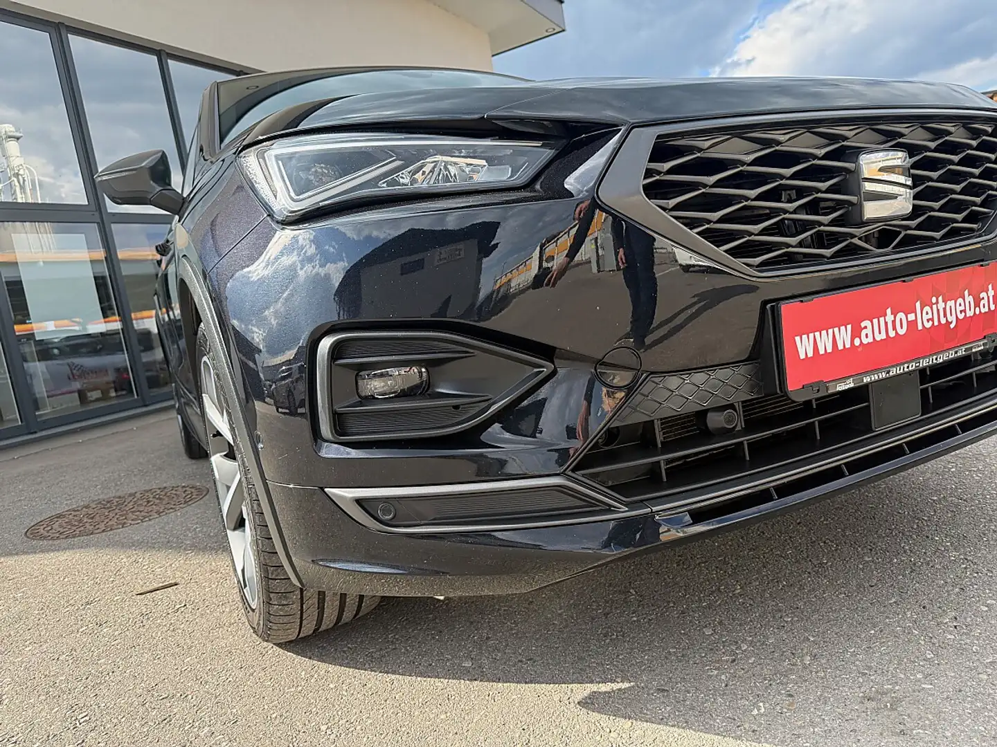 SEAT Tarraco 2,0 TDI FR DSG 4Drive Schwarz - 2