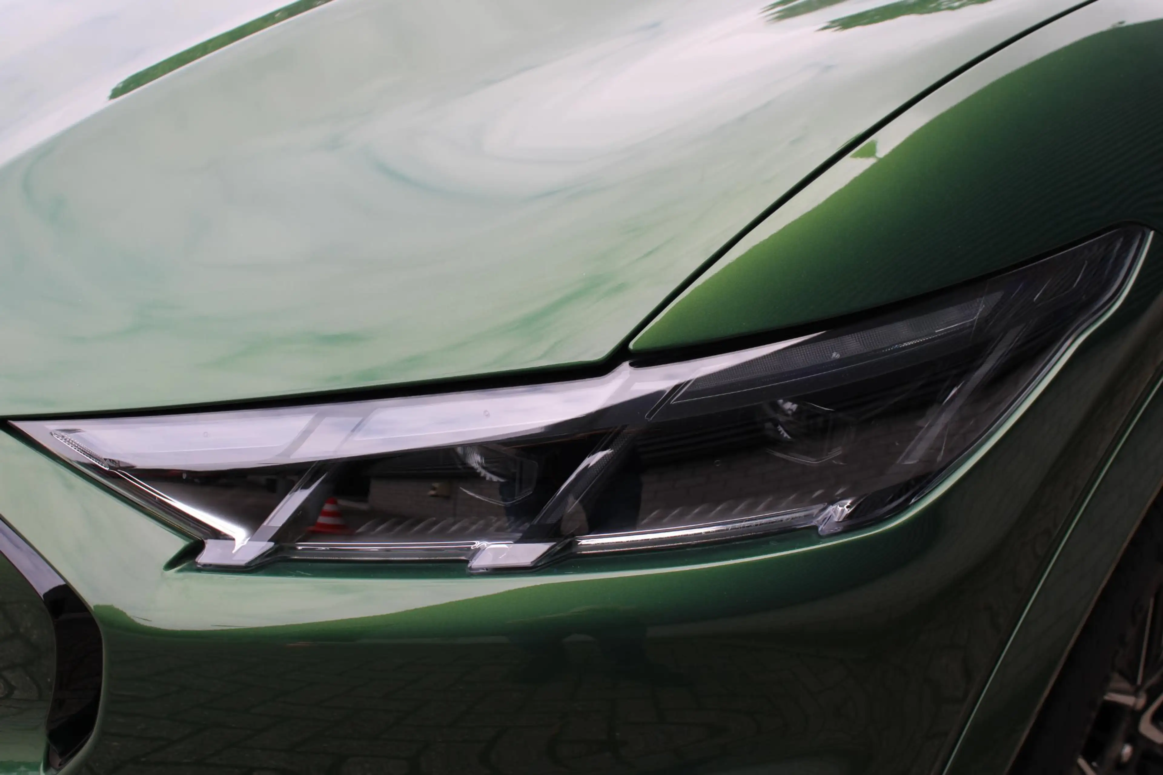 Ford Mustang Mach-E Premium Extended Range RWD 87 kWh 203 kW / 276 pk — photo 12