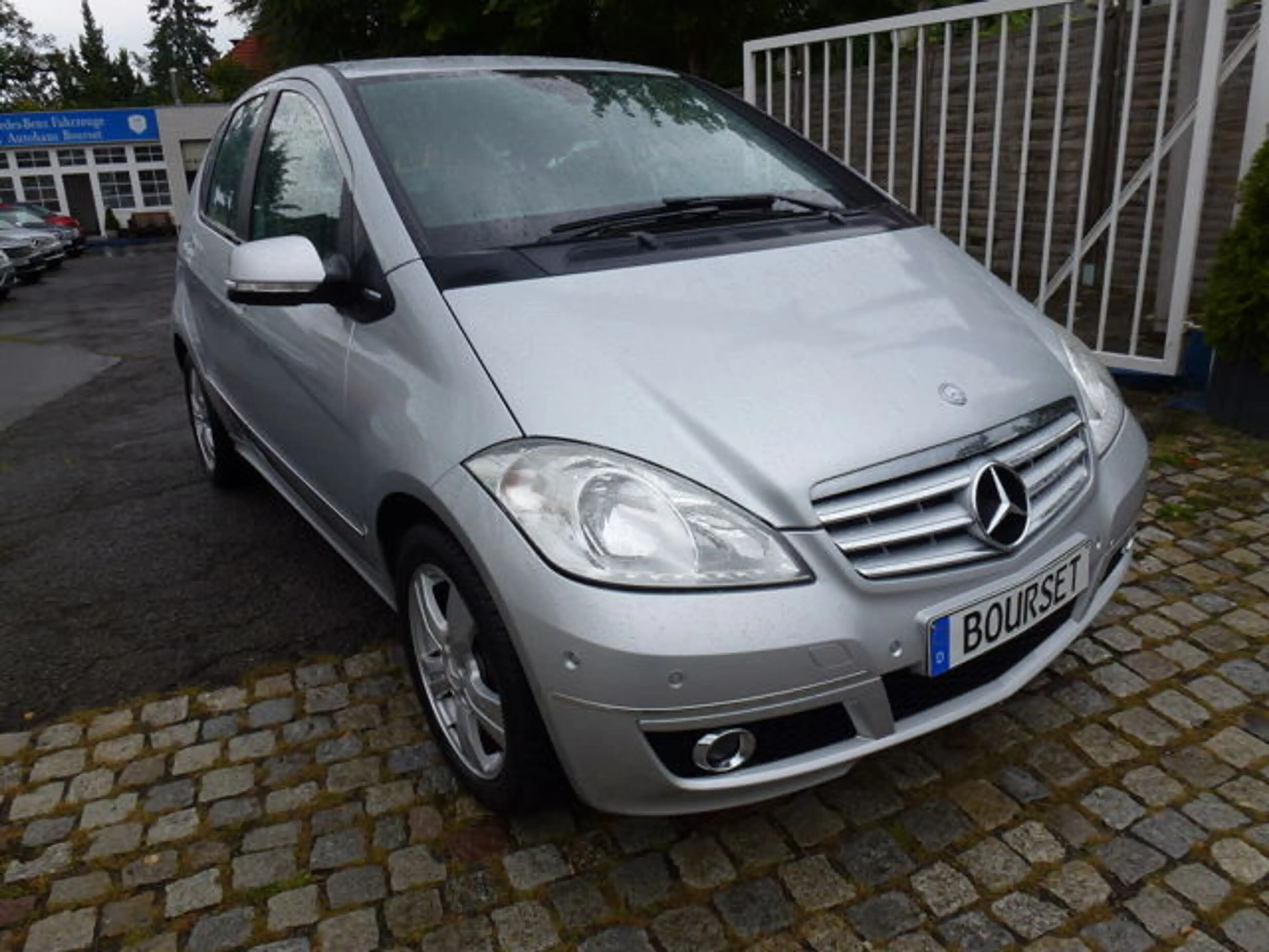 Mercedes-Benz A 180 AVANTGARDE Autom-Klima-78TKM-Sitzheizung — photo 2