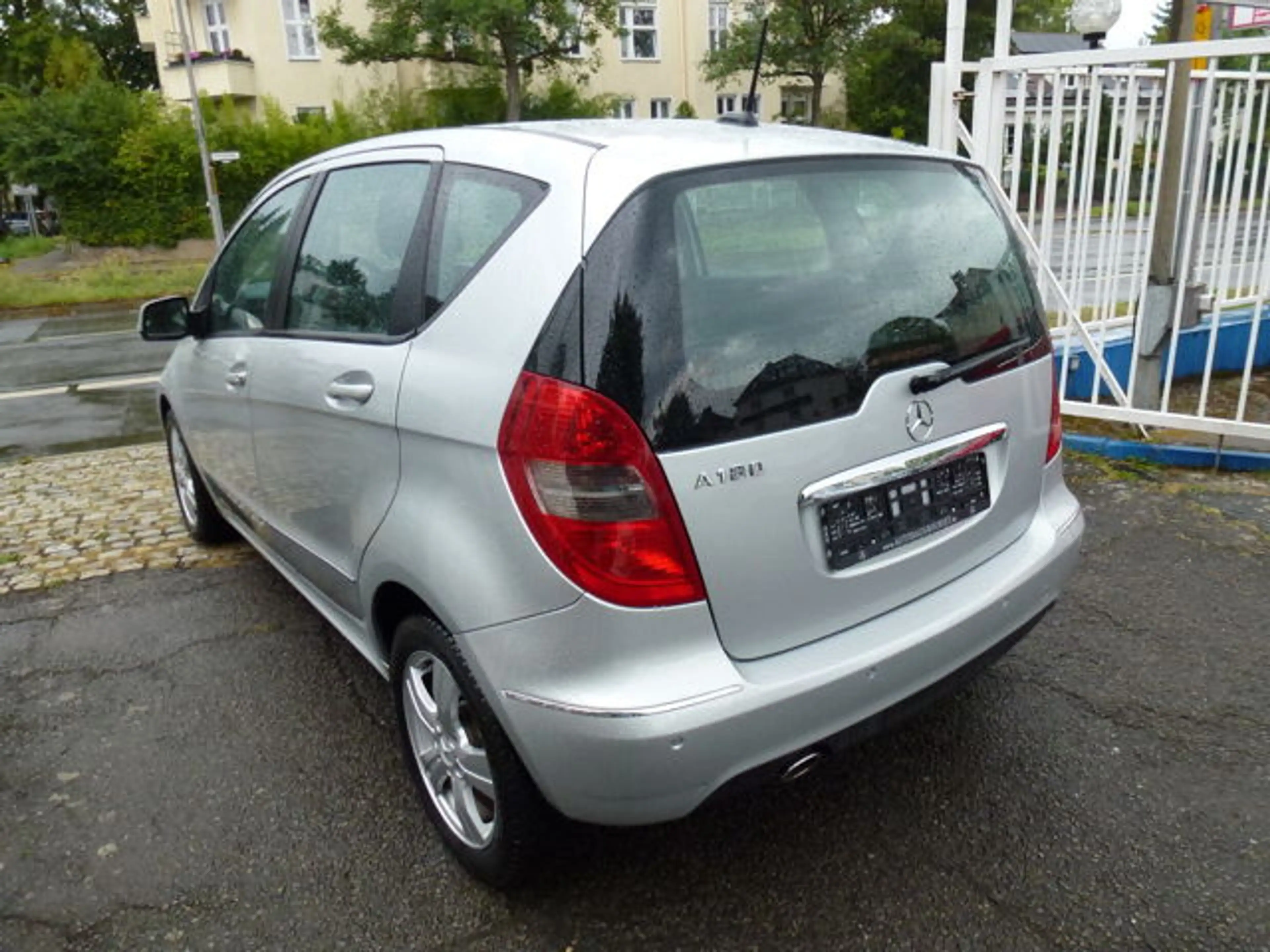 Mercedes-Benz A 180 AVANTGARDE Autom-Klima-78TKM-Sitzheizung — photo 4