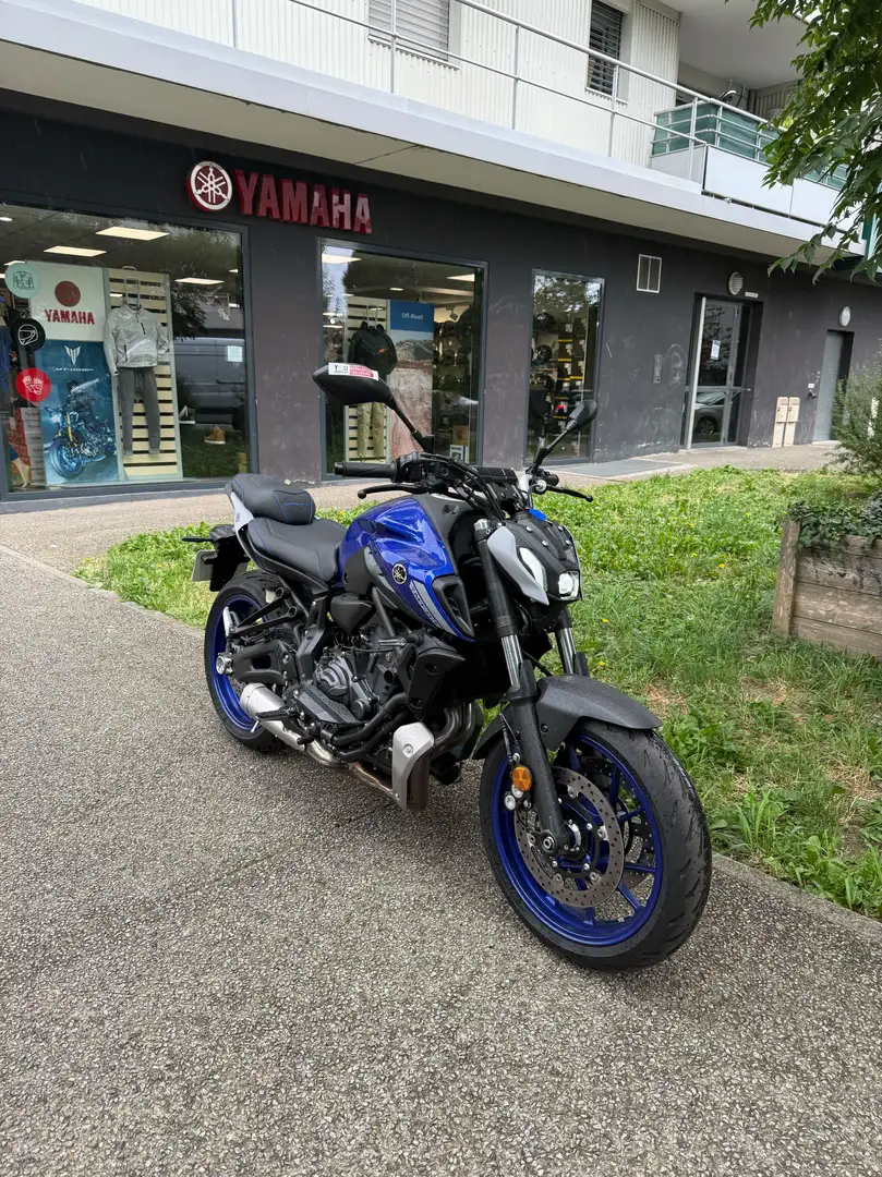 Yamaha MT-07 Bleu - 1