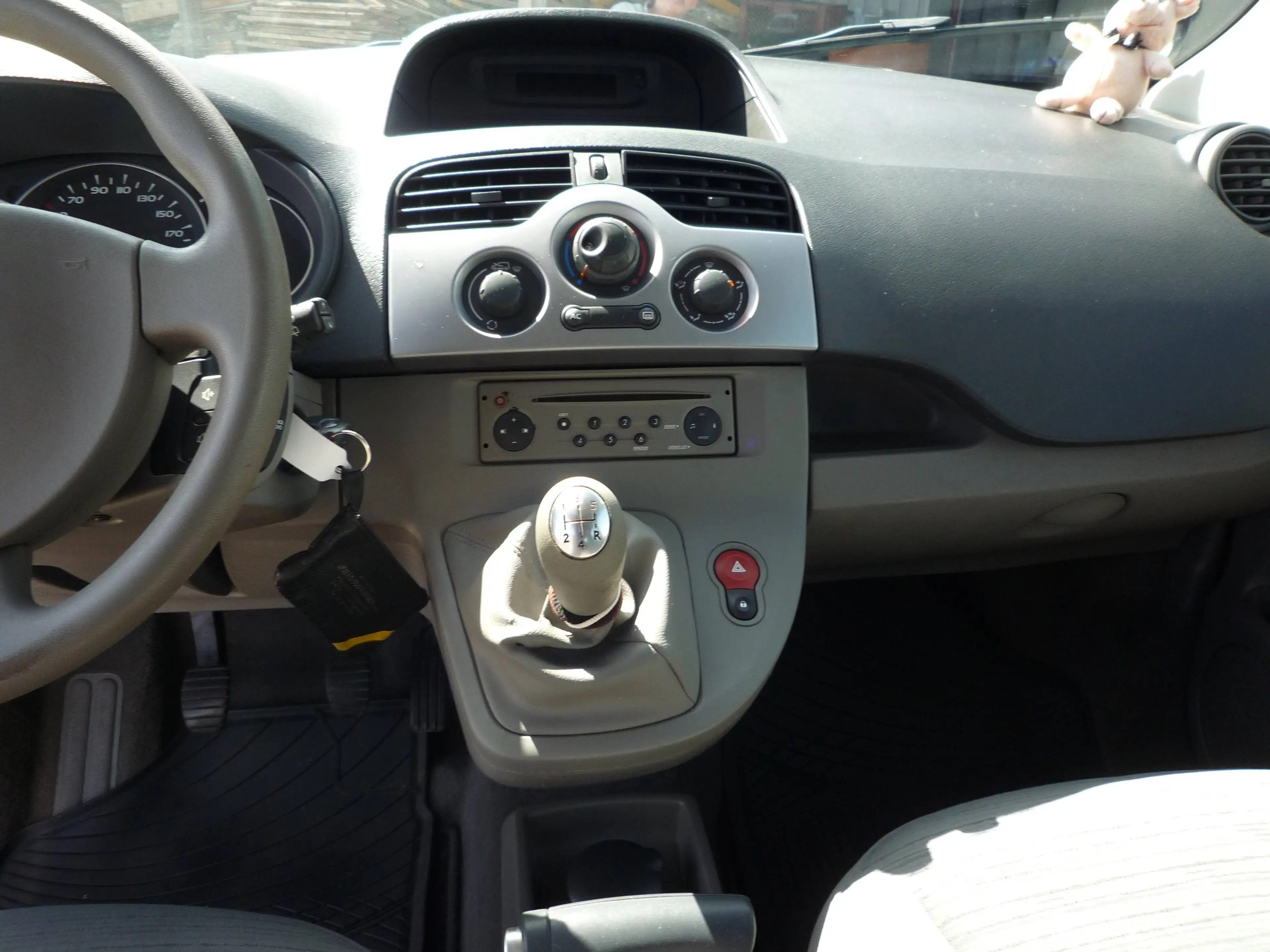 Renault Kangoo Privilege*Tüv  NEU*Scheibetür rechts+links* — photo 10