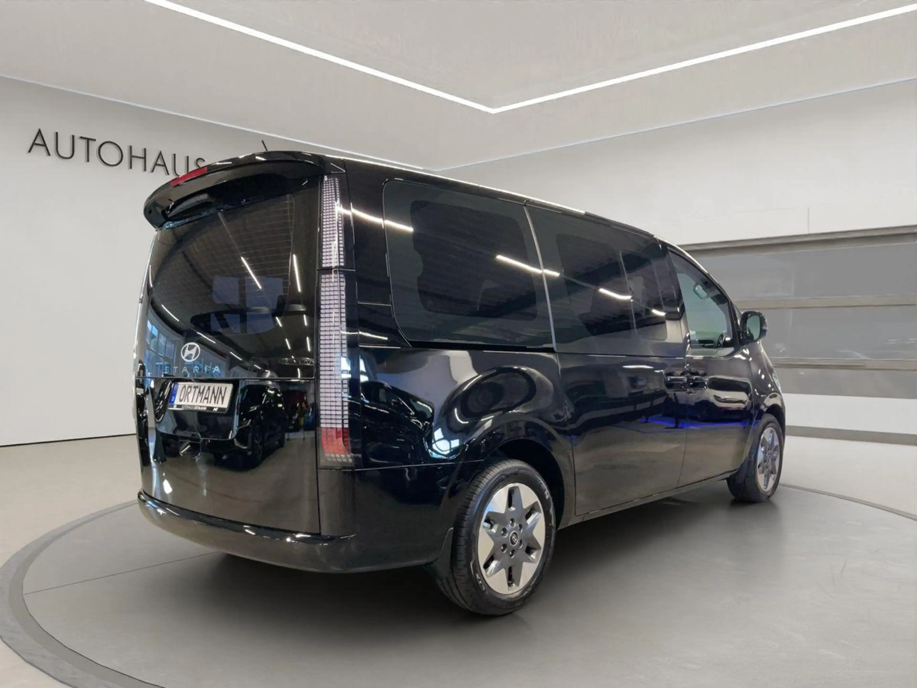 Hyundai STARIA 9-Sitzer 1.6 Hybrid 'Prime' 2WD Automatik — photo 7