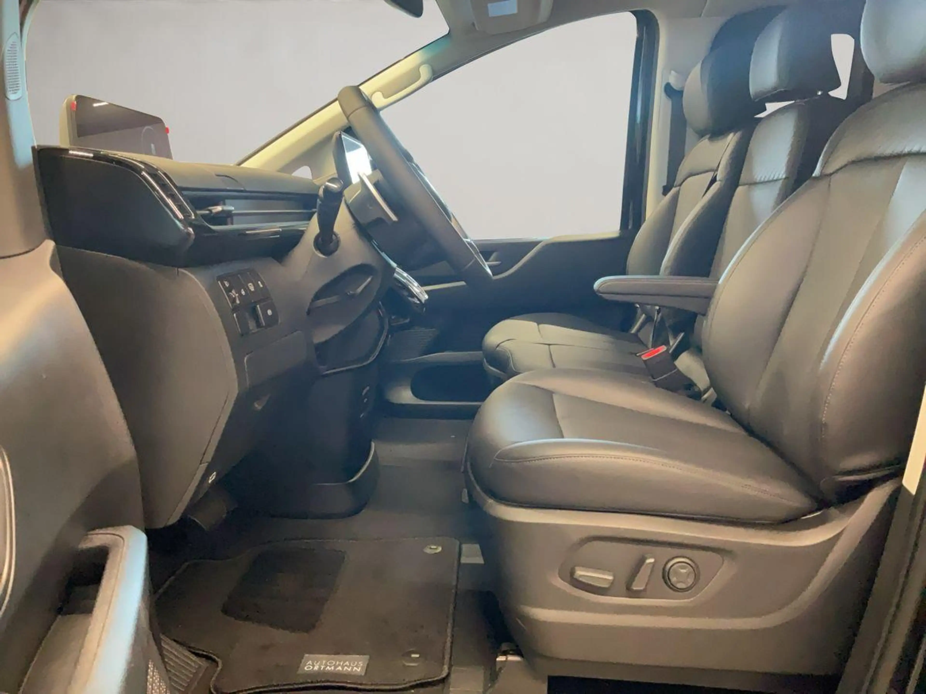 Hyundai STARIA 9-Sitzer 1.6 Hybrid 'Prime' 2WD Automatik — photo 11