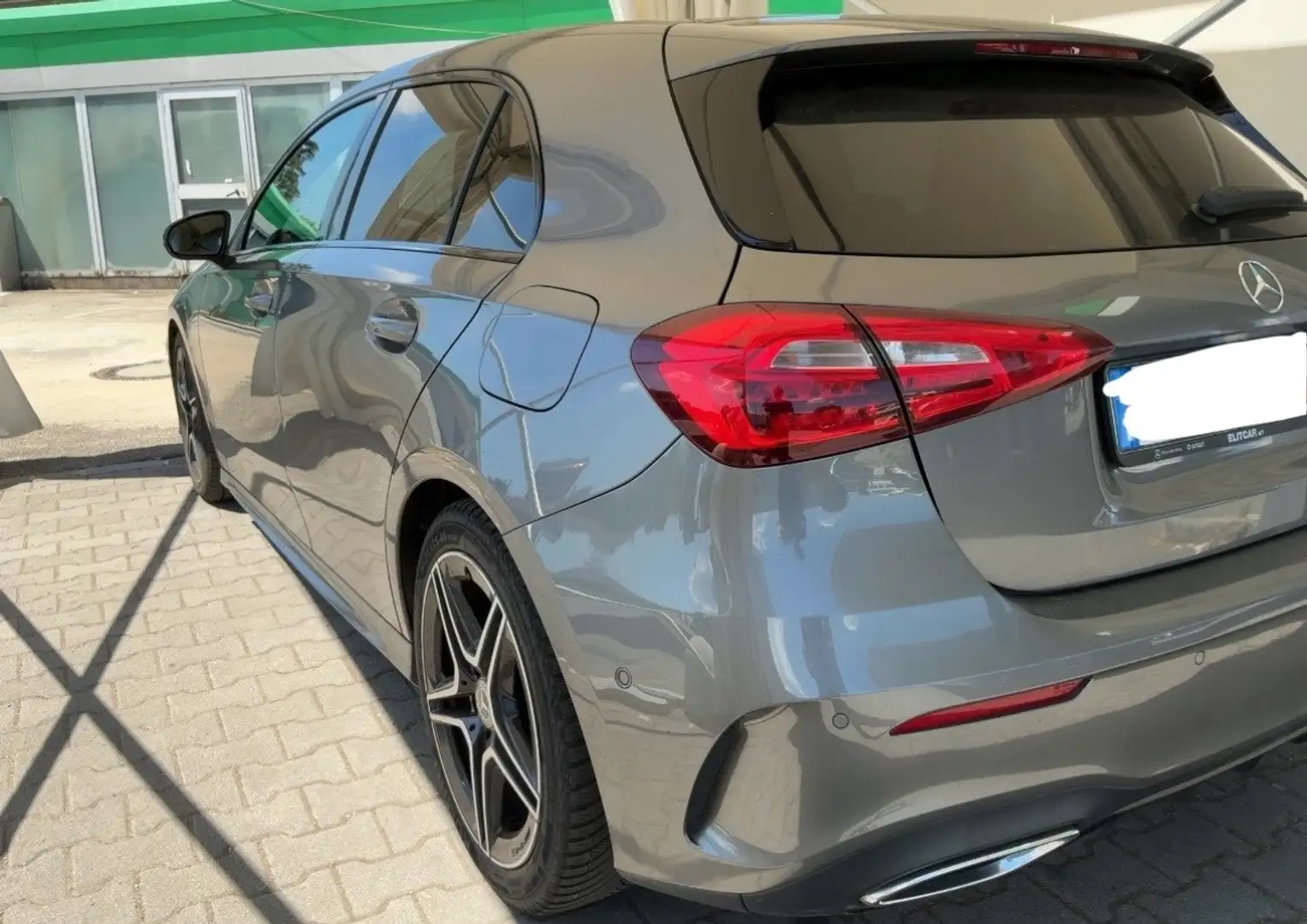 Mercedes-Benz A 180 A 180 Premium Amg Line Grigio - 2