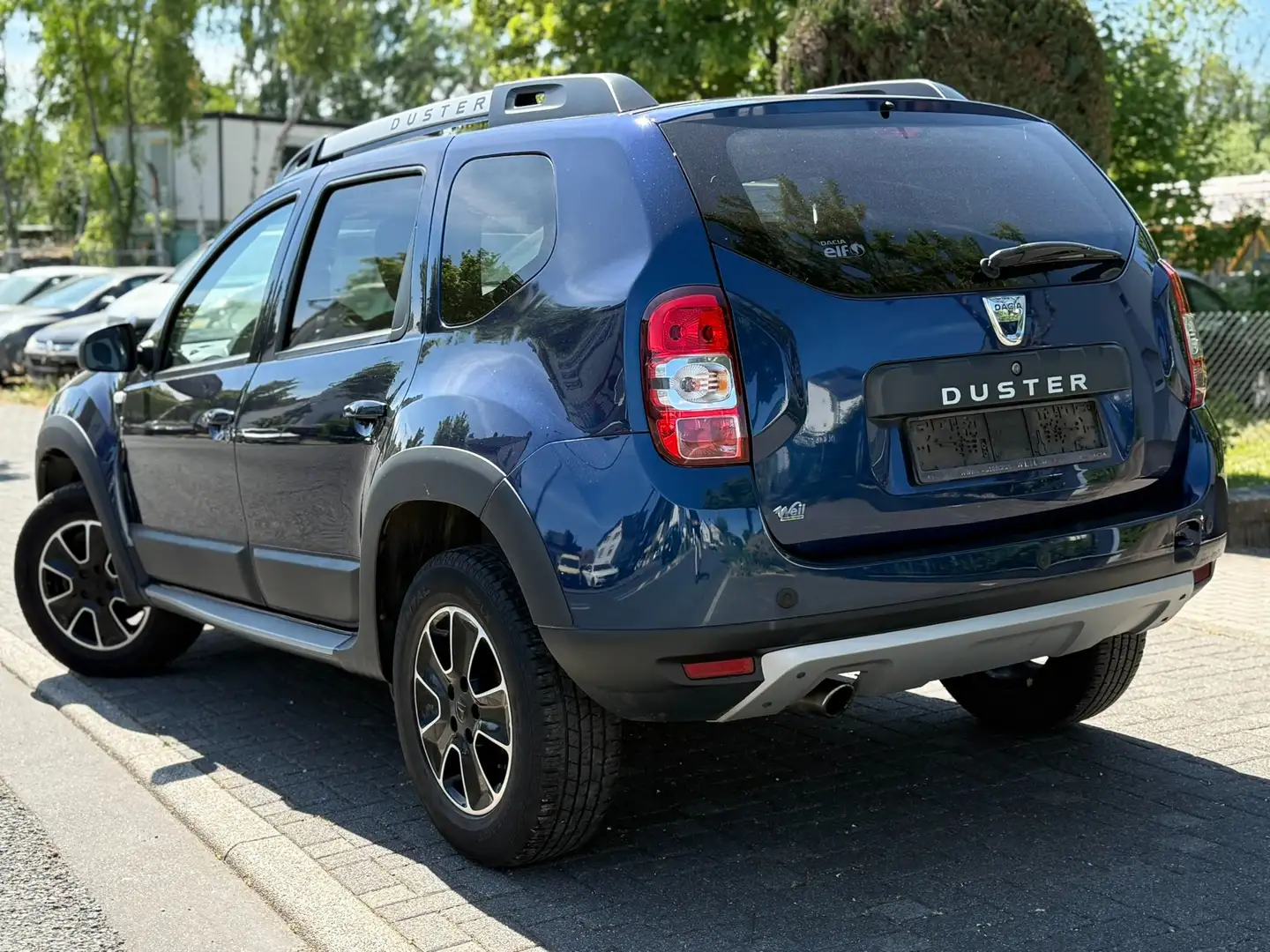 Dacia Duster Urban Explorer 4x2/1.HAND/TÜV-NEU/ Blau - 2