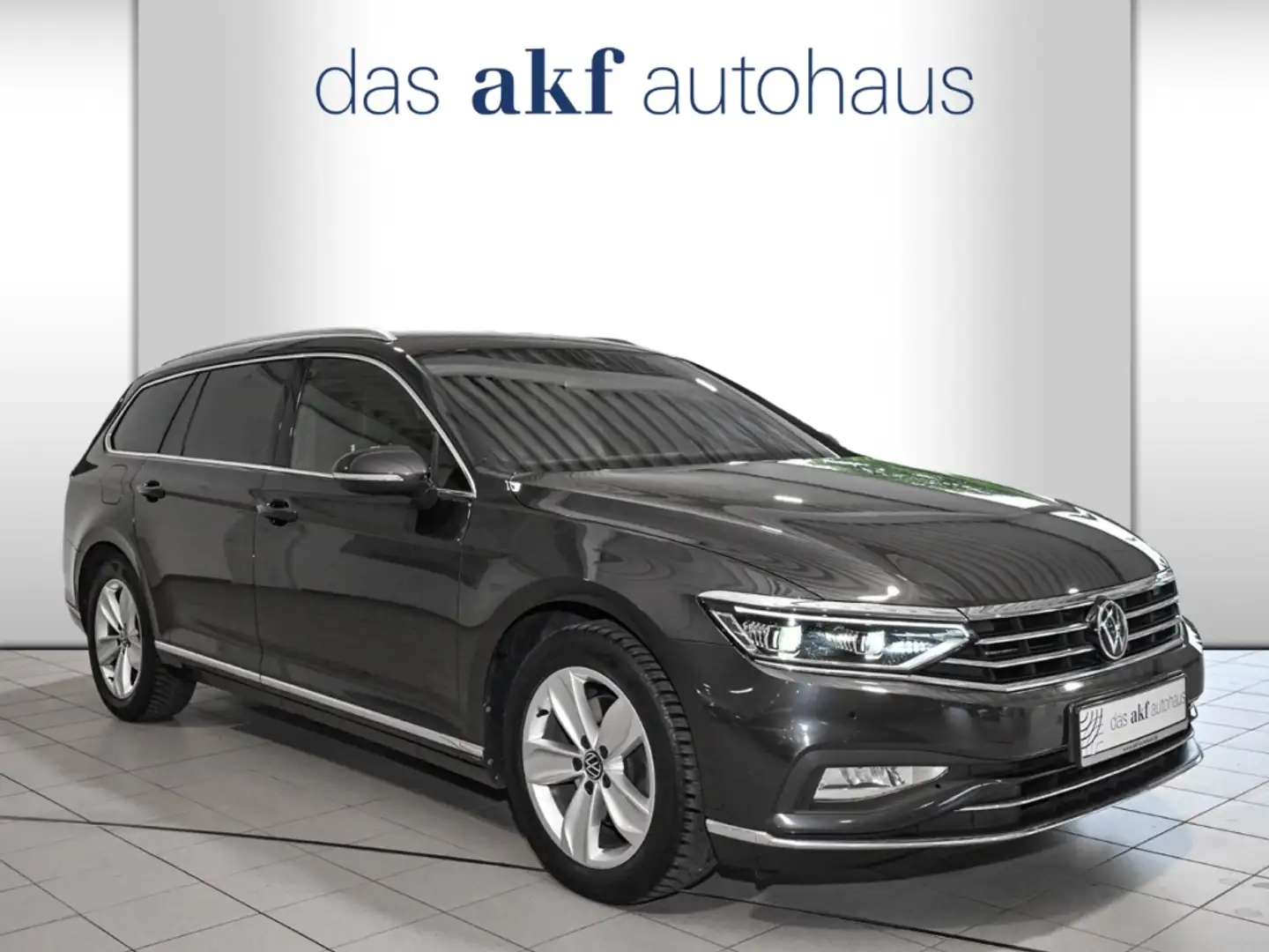 Volkswagen Passat Variant 2.0 TDI DSG Elegance-Navi*AHK*Kamera*Matrix-LED*Ma Grau - 2
