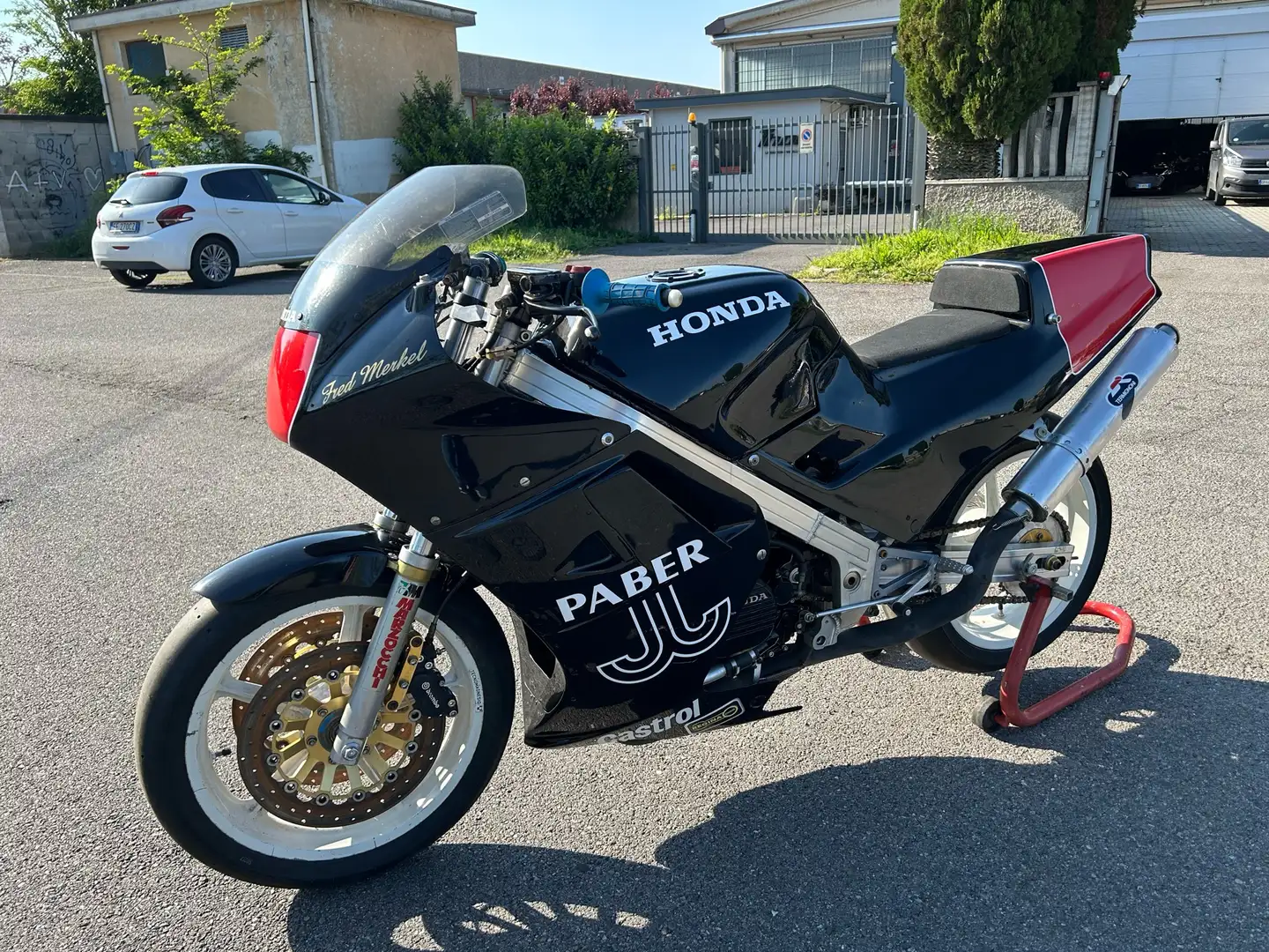 Honda VFR 750 SUPERBIKE FRED MERKEL - 1