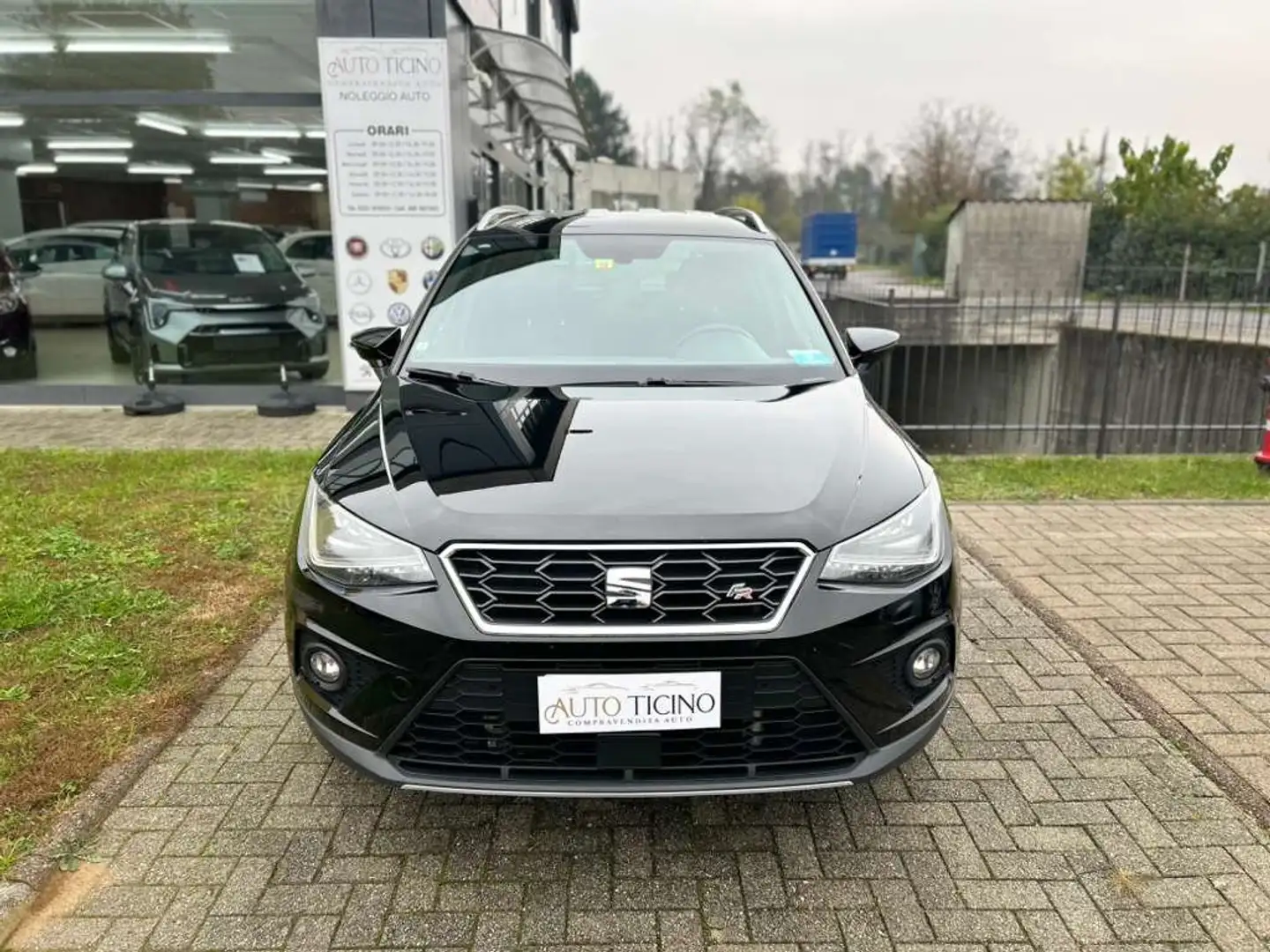 SEAT Arona Arona 1.0 ecotsi FR 115cv Nero - 2