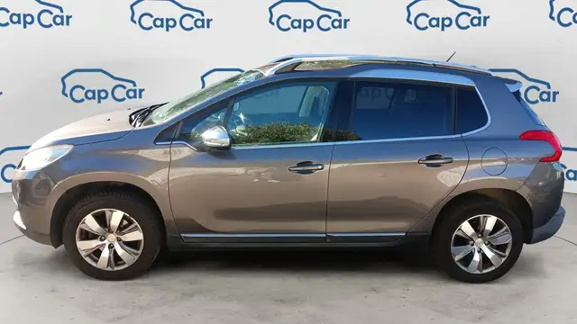 Peugeot 2008 view 2