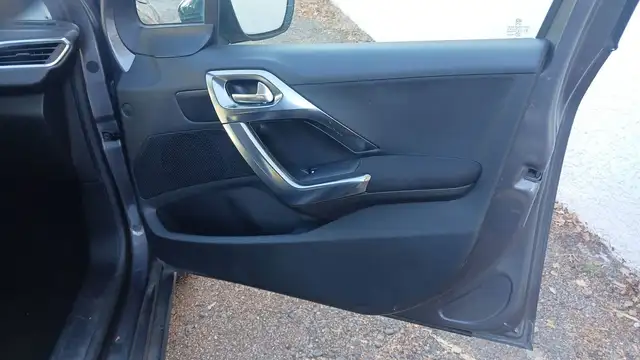 Peugeot 2008 view 23