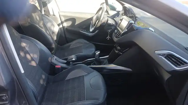 Peugeot 2008 view 27