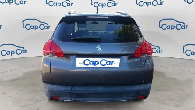 Peugeot 2008 view 3