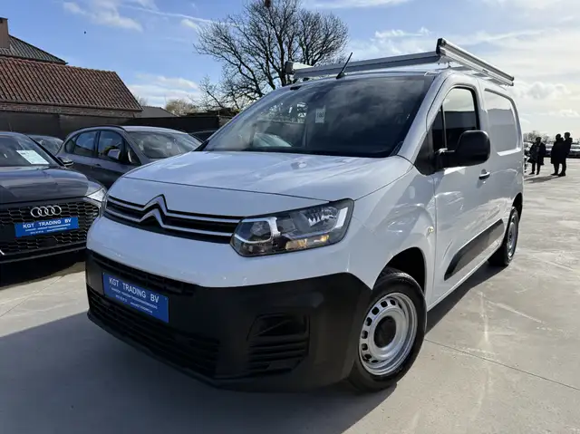 Citroen Berlingo 1.2i 110PK DAKREK BLUETOOTH DAB PARKEERSENSOREN