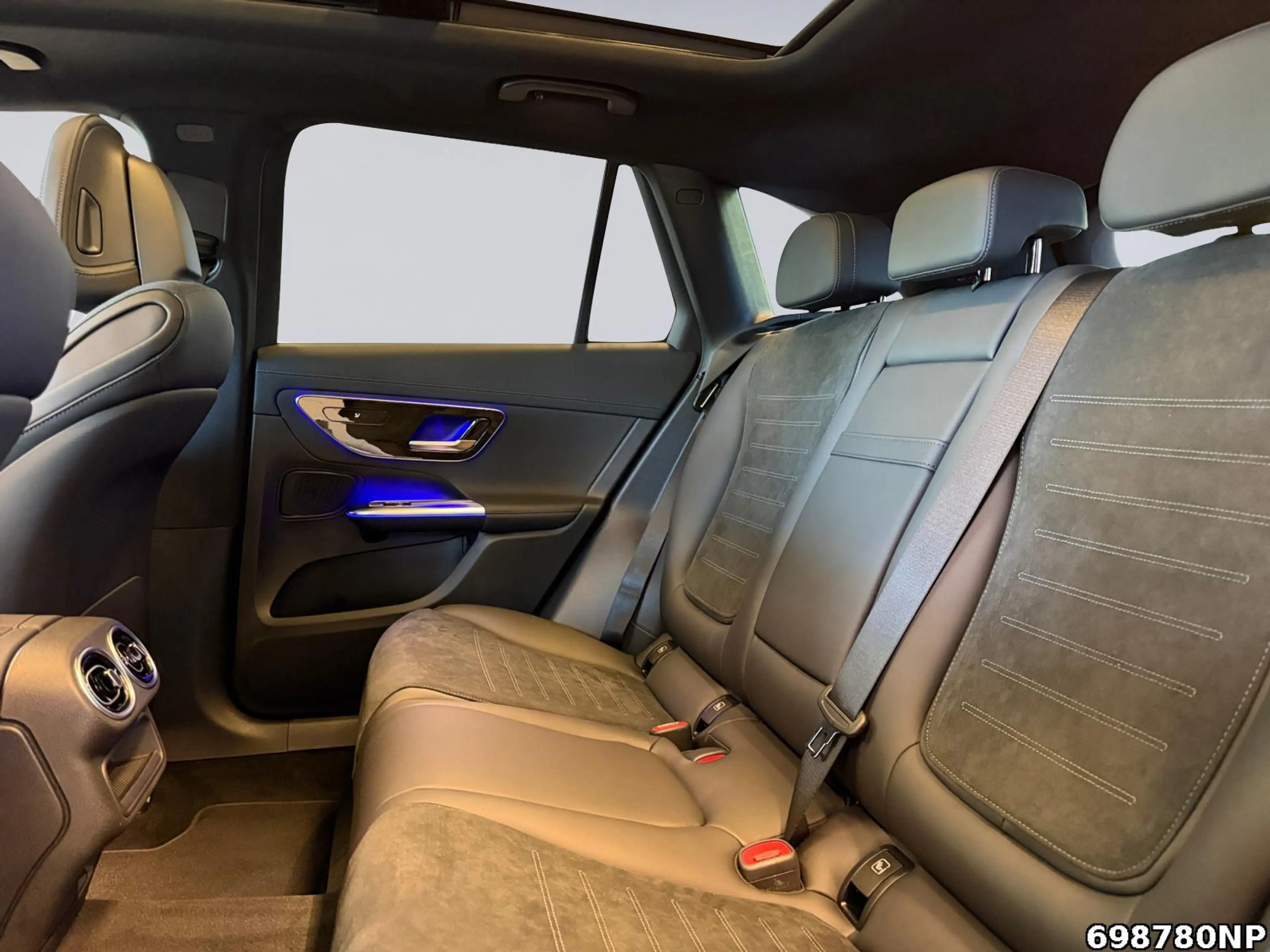Mercedes-Benz GLC 200 4MATIC EDITION+360°+20"+PANO+AHK+DIGITAL — photo 8