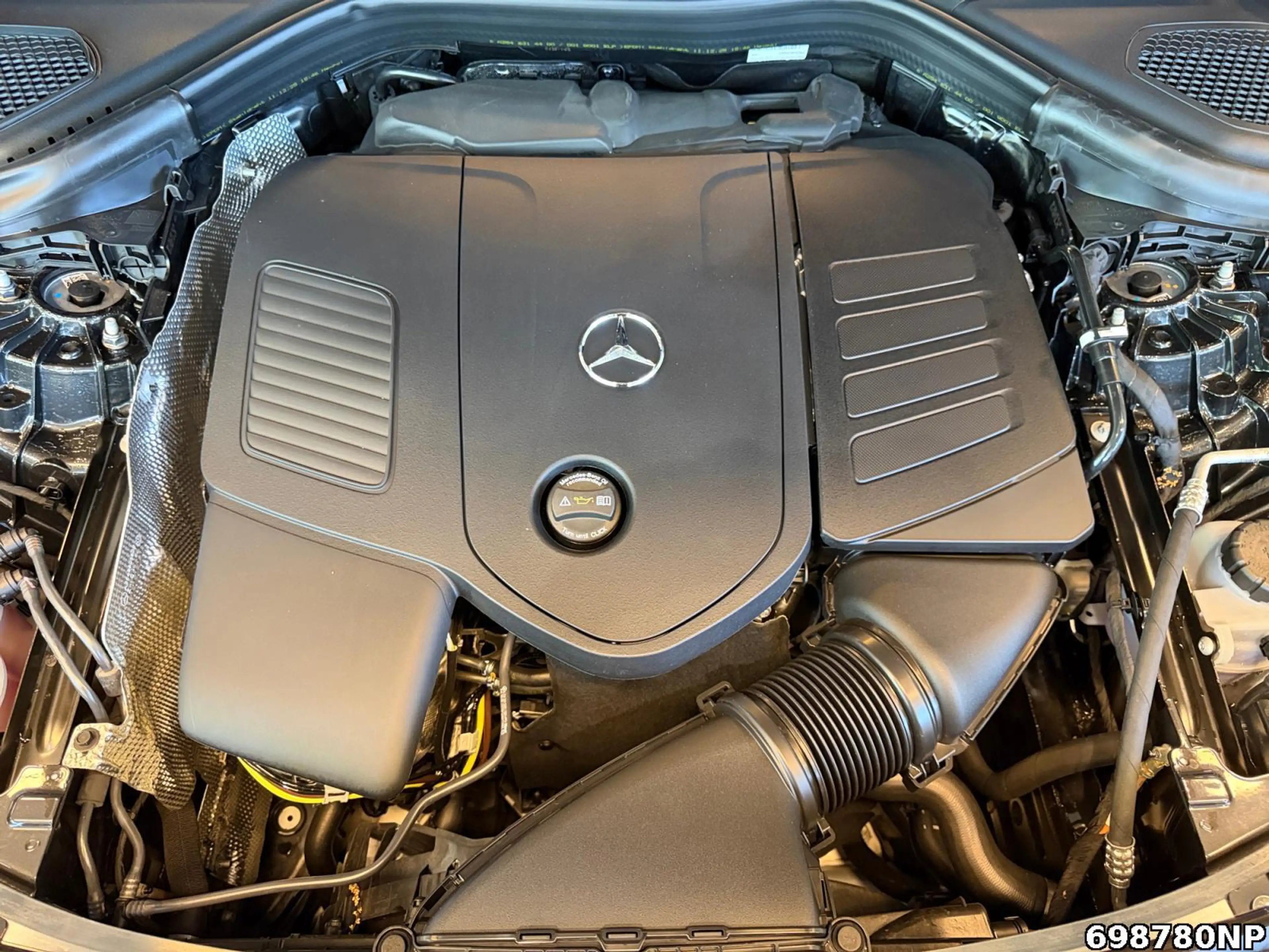 Mercedes-Benz GLC 200 4MATIC EDITION+360°+20"+PANO+AHK+DIGITAL — photo 4