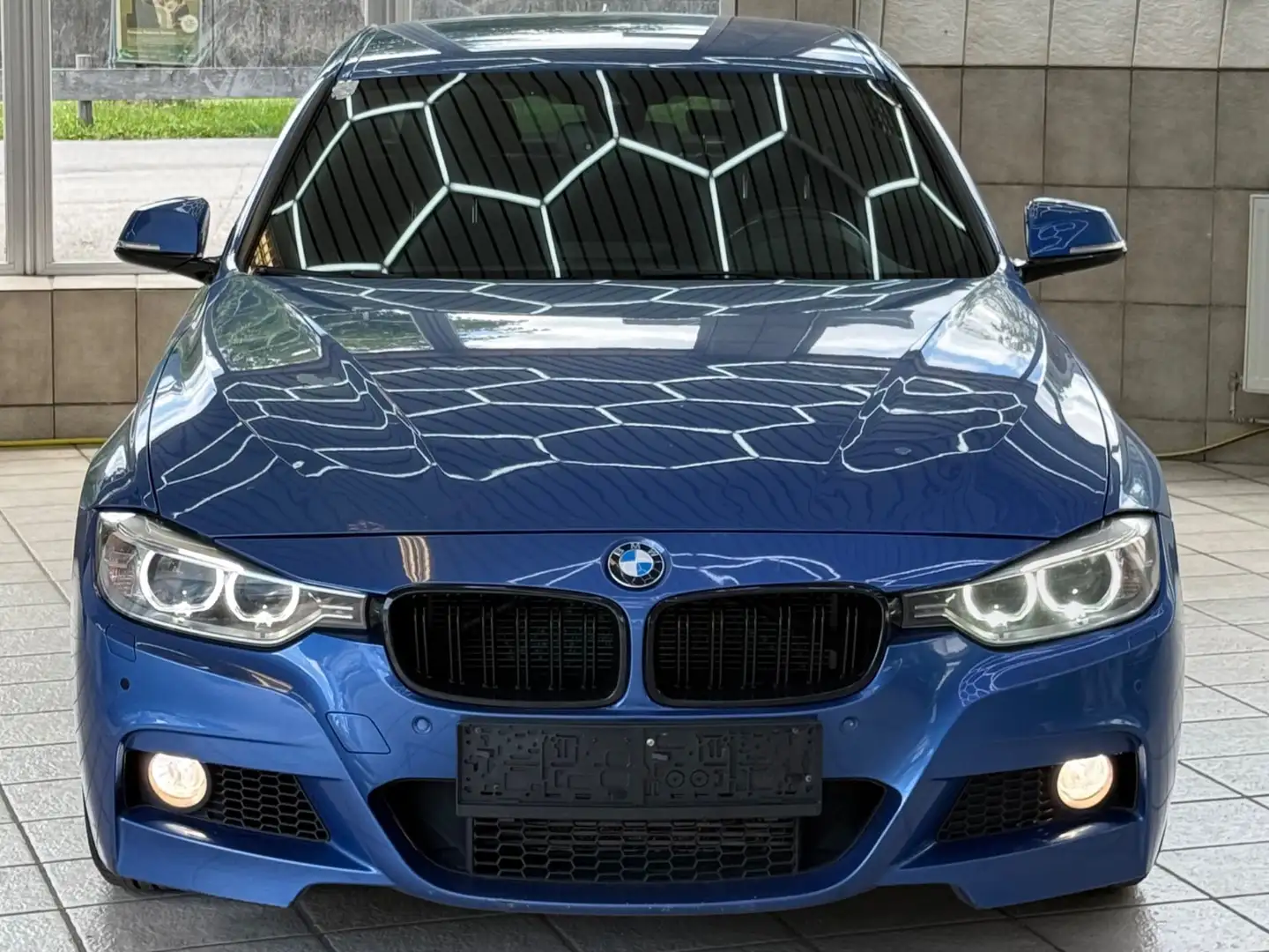 BMW 318 318d *Head-Up*R-Kamera*M-Paket*BESTPREIS Blau - 2