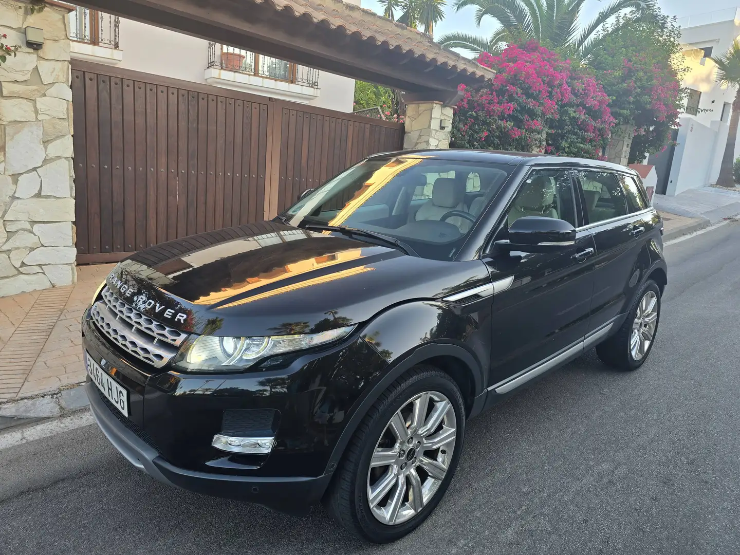 Land Rover Range Rover Evoque Range Rover Evoque 2.0L Si4 Pure 4x4 Aut. Pure Negro - 2