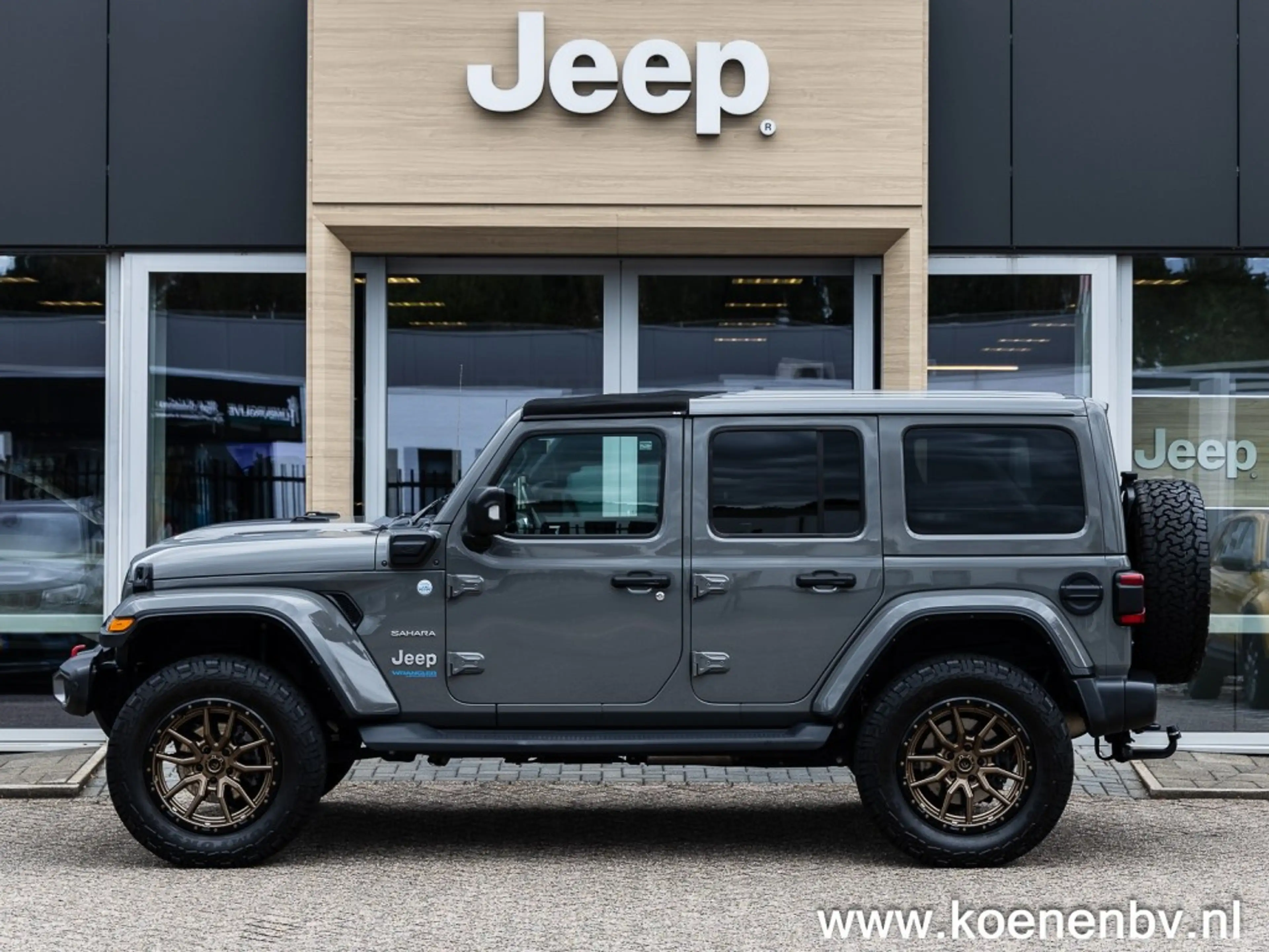 Jeep Wrangler 4XE 380 SAHARA 4x4 Automaat FUEL LM / BESTOP SUNRI — photo 6