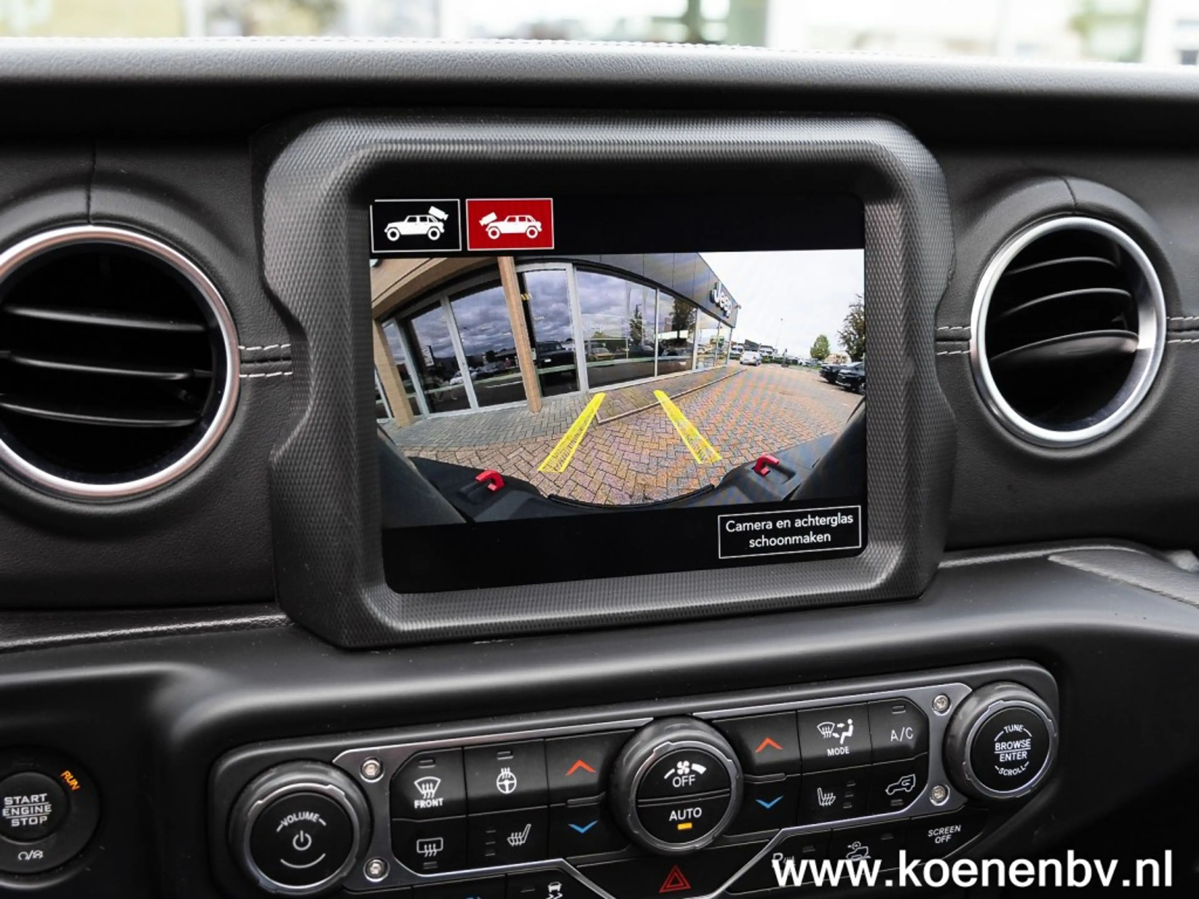 Jeep Wrangler 4XE 380 SAHARA 4x4 Automaat FUEL LM / BESTOP SUNRI — photo 32