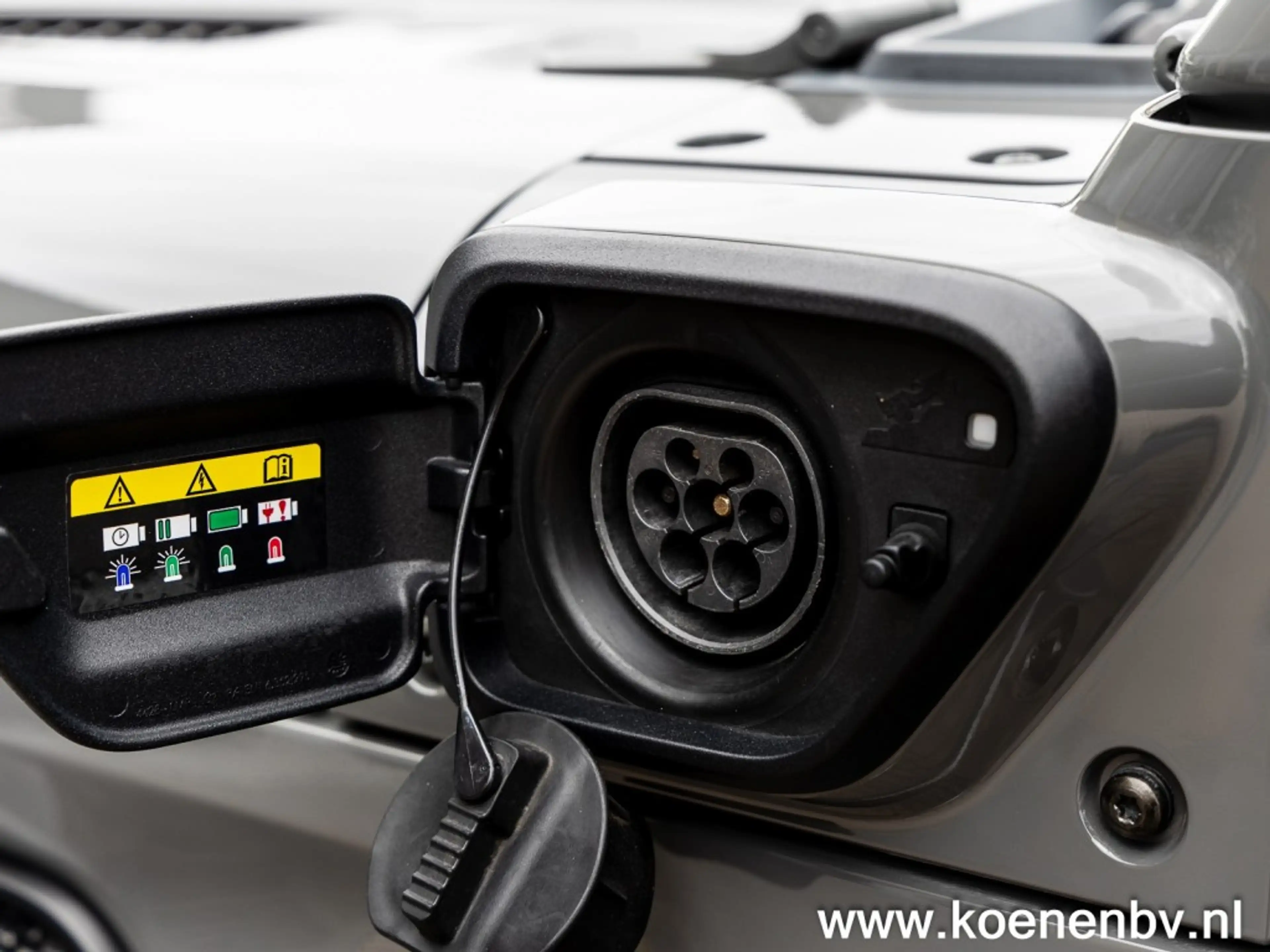 Jeep Wrangler 4XE 380 SAHARA 4x4 Automaat FUEL LM / BESTOP SUNRI — photo 19