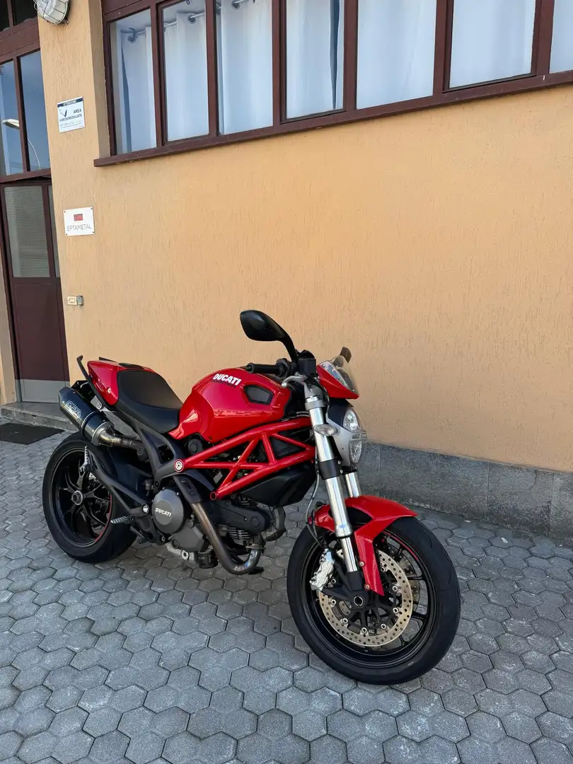Ducati Monster 796 ABS Rojo - 1