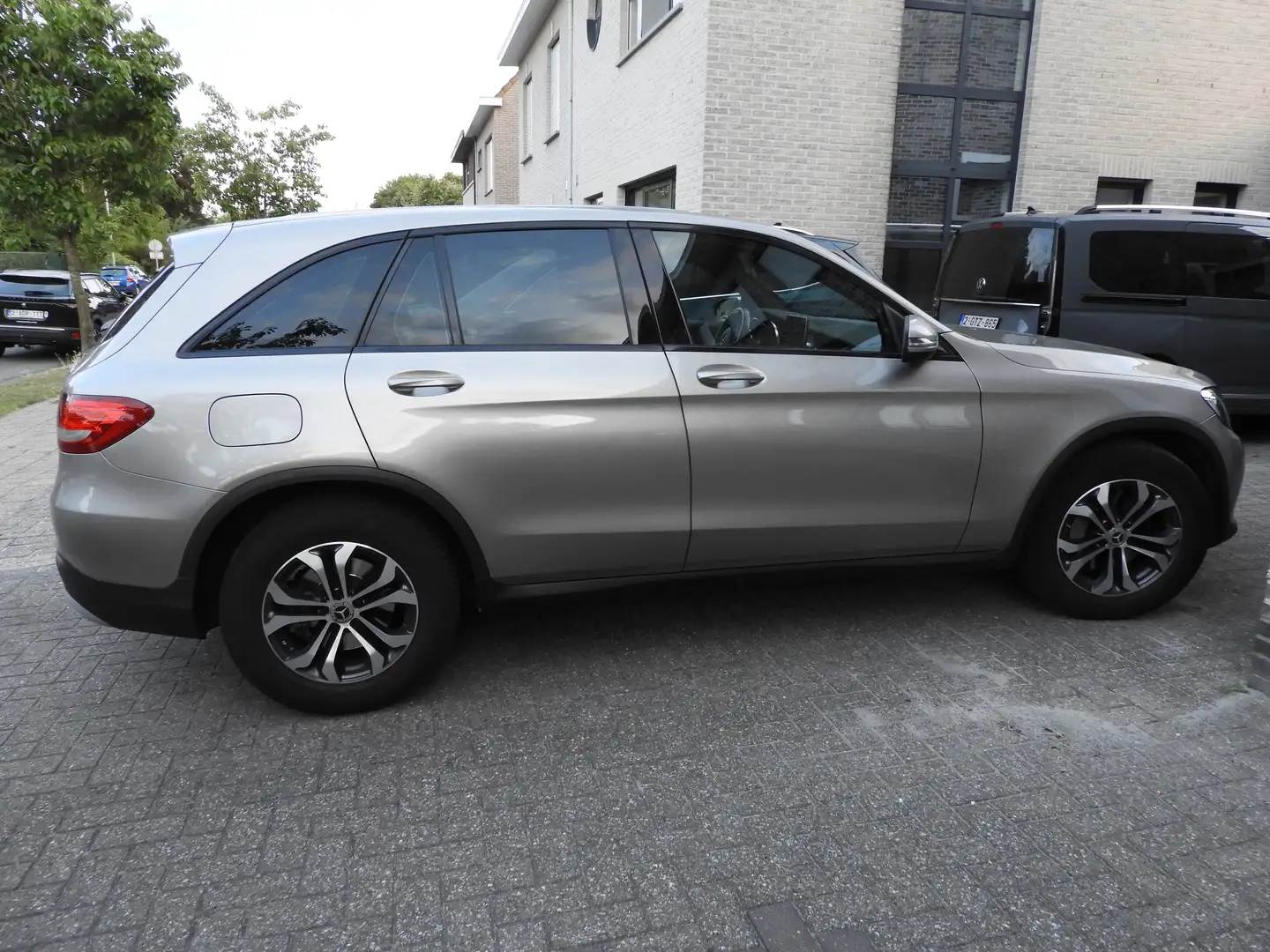Mercedes-Benz GLC 220 GLC 220 d 4Matic 9G-TRONIC Exclusive Argent - 1