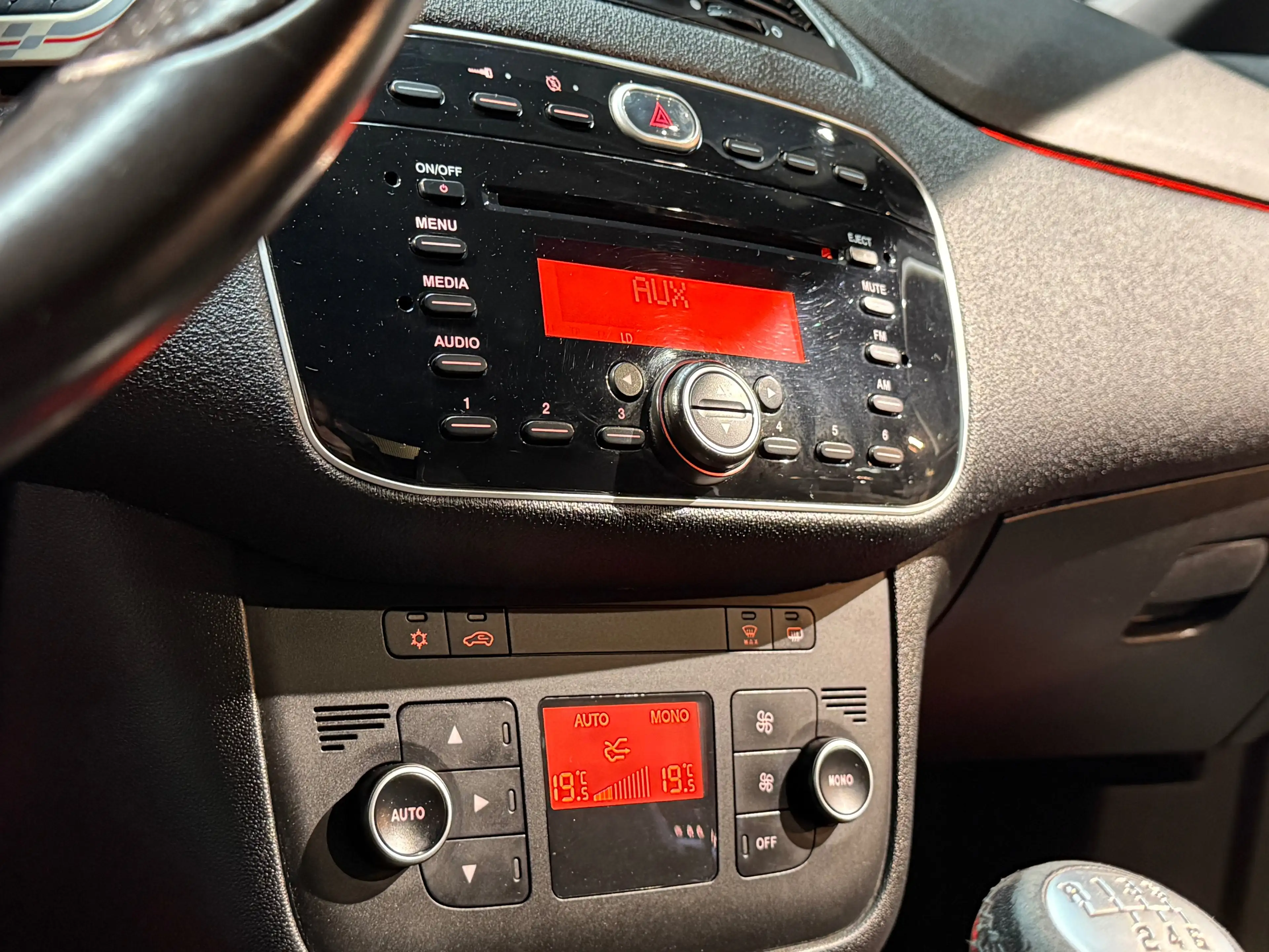 Fiat Punto 1.4i MultiAir Abarth *GARANTIE 1 AN* — photo 11